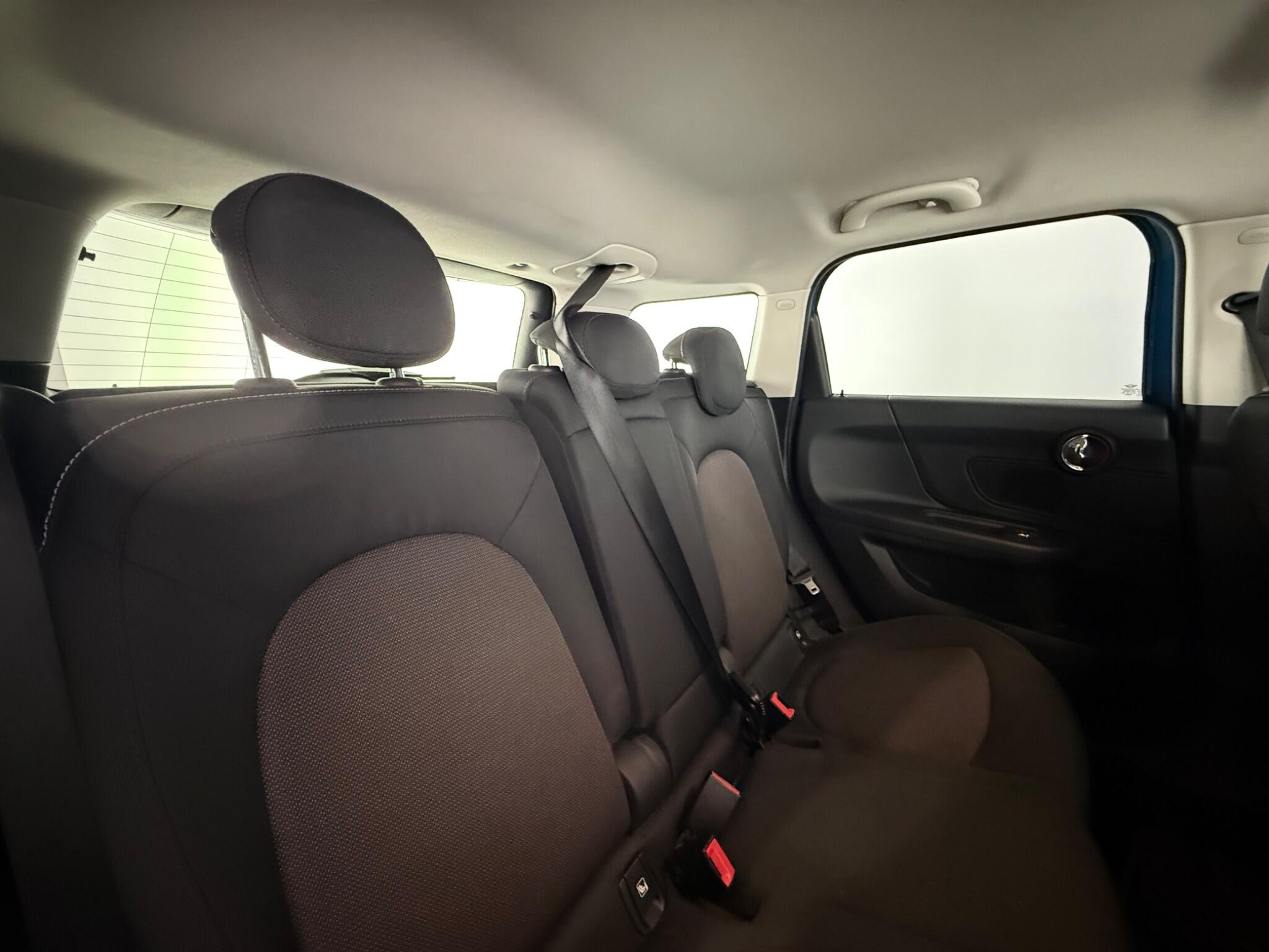 Mini Countryman view 34