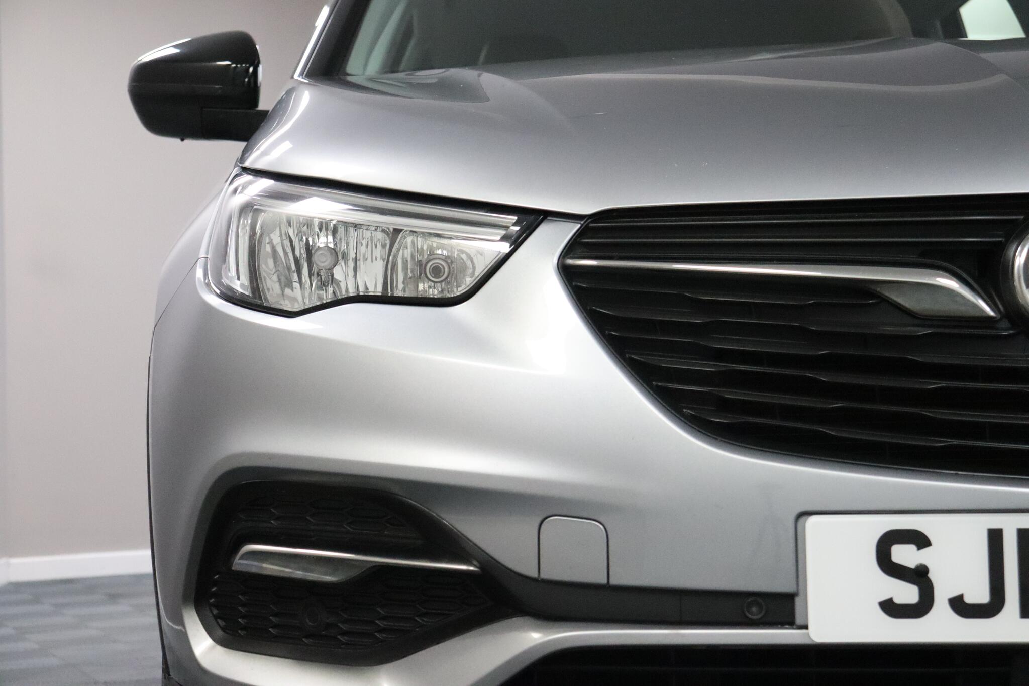 Vauxhall Grandland X view 32