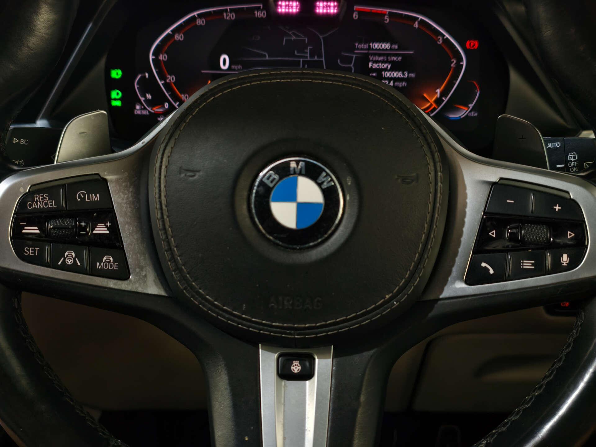 BMW X7 view 33