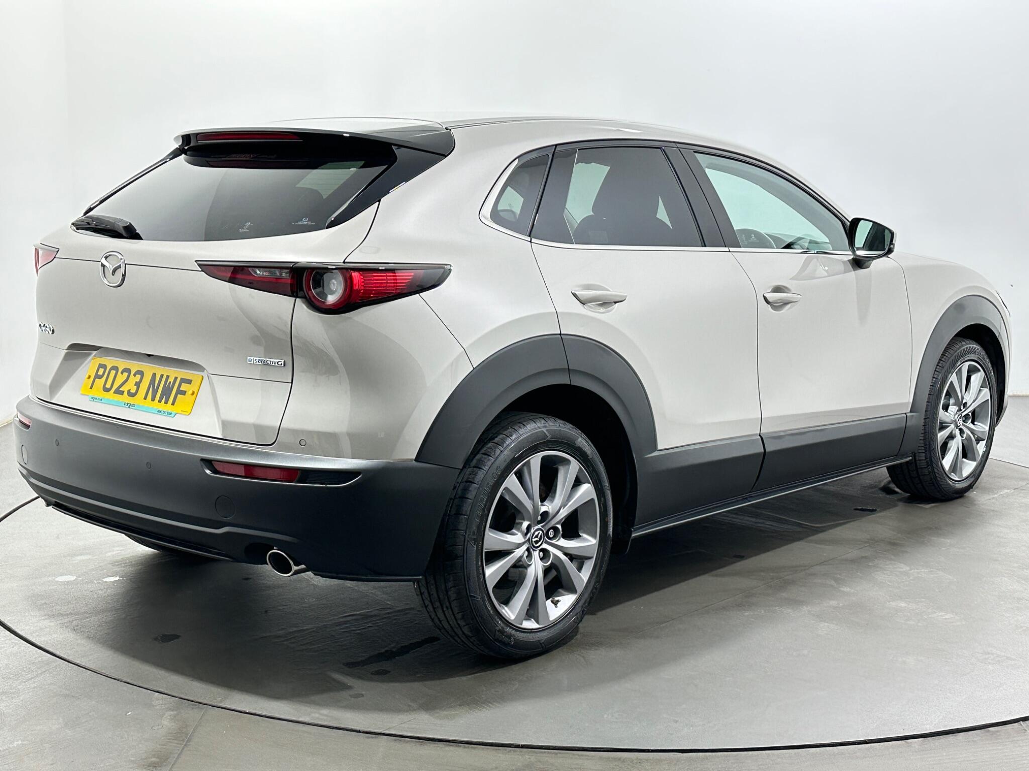 Mazda CX-30 view 8