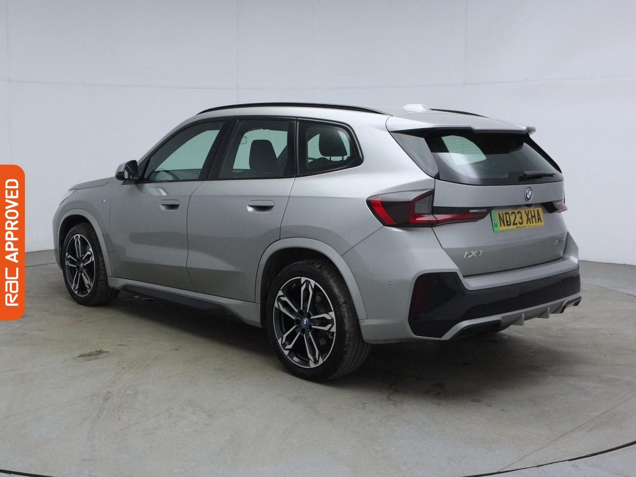 BMW Ix1 view 5