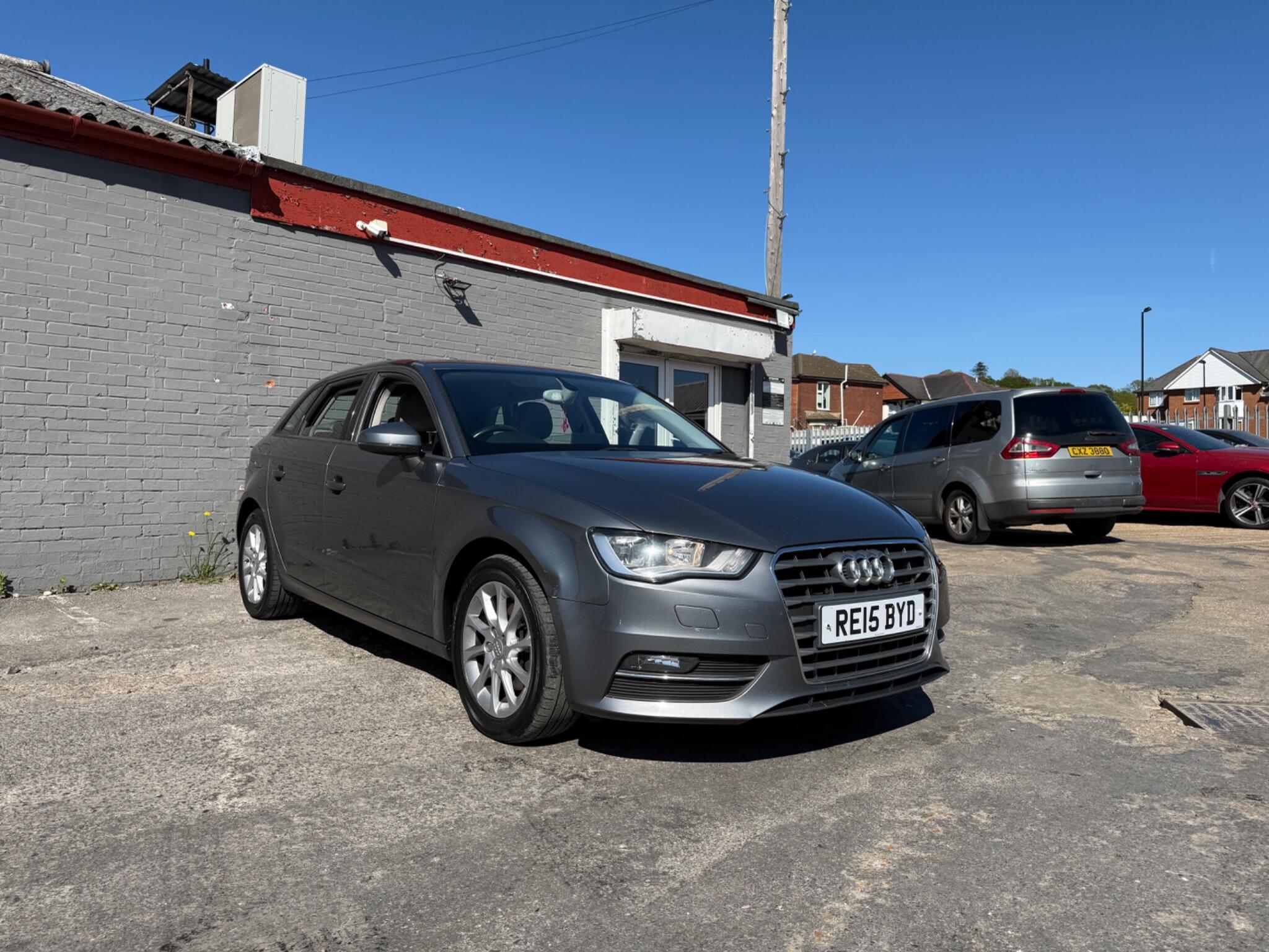 Audi A3 view 4