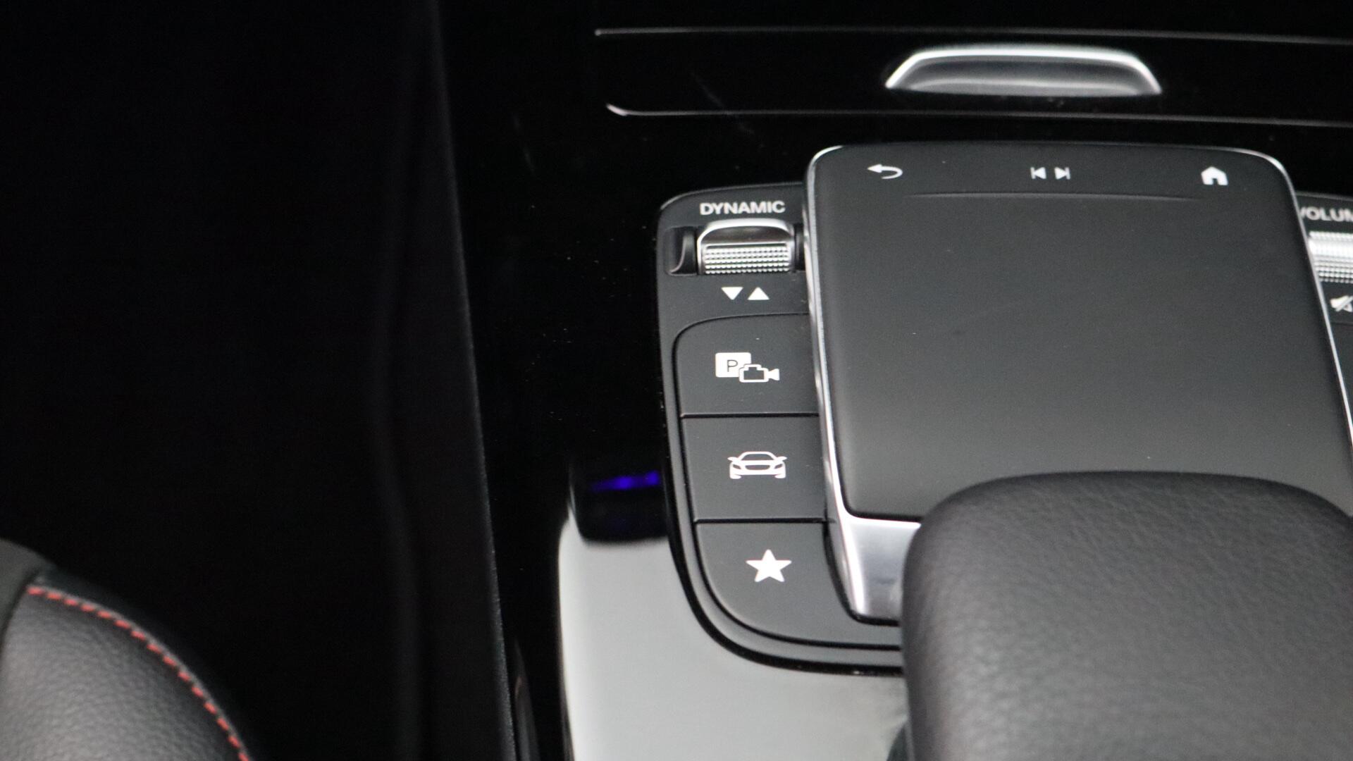 Mercedes-Benz Cla view 31