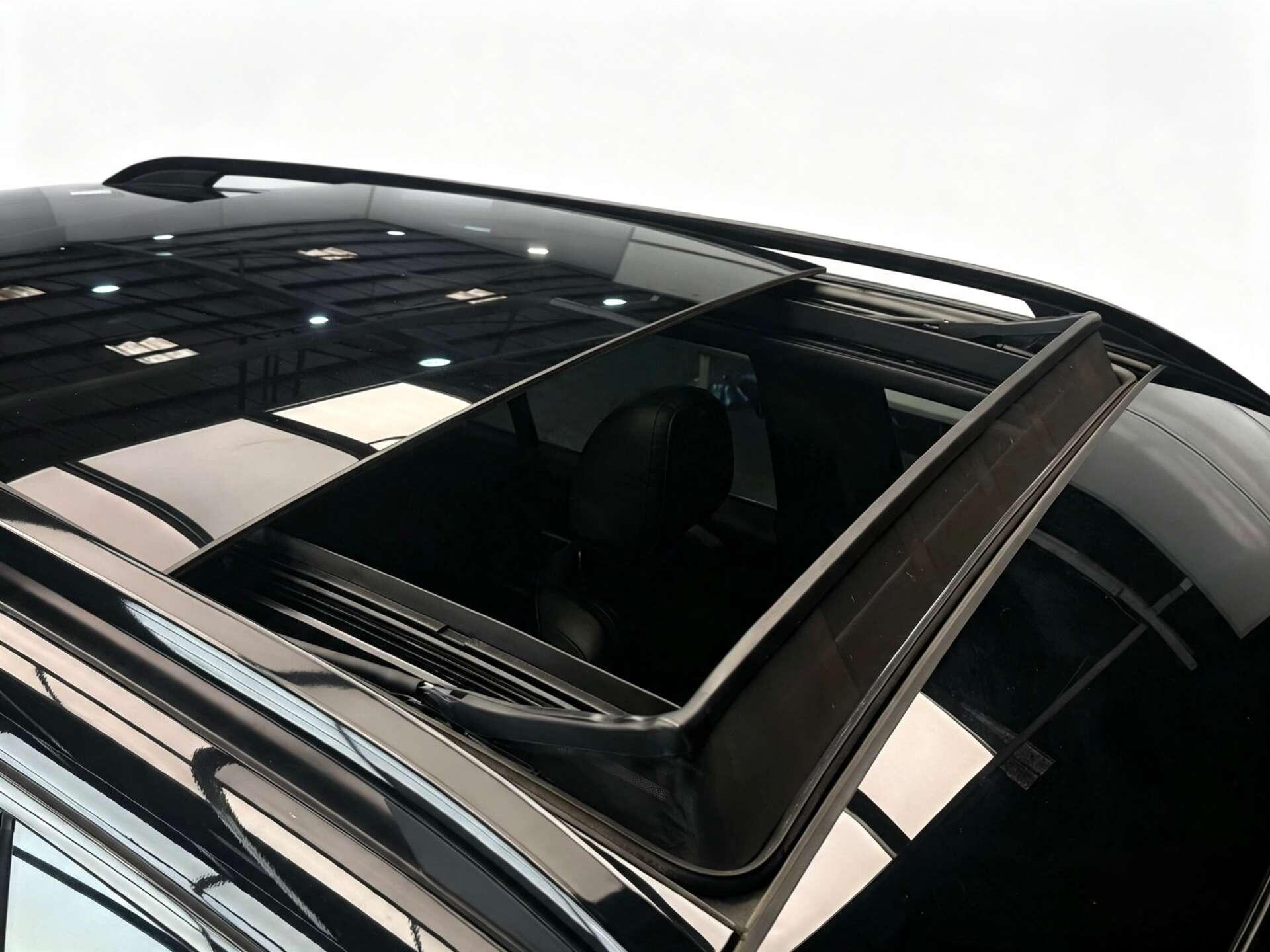 Mercedes-Benz Gle view 14