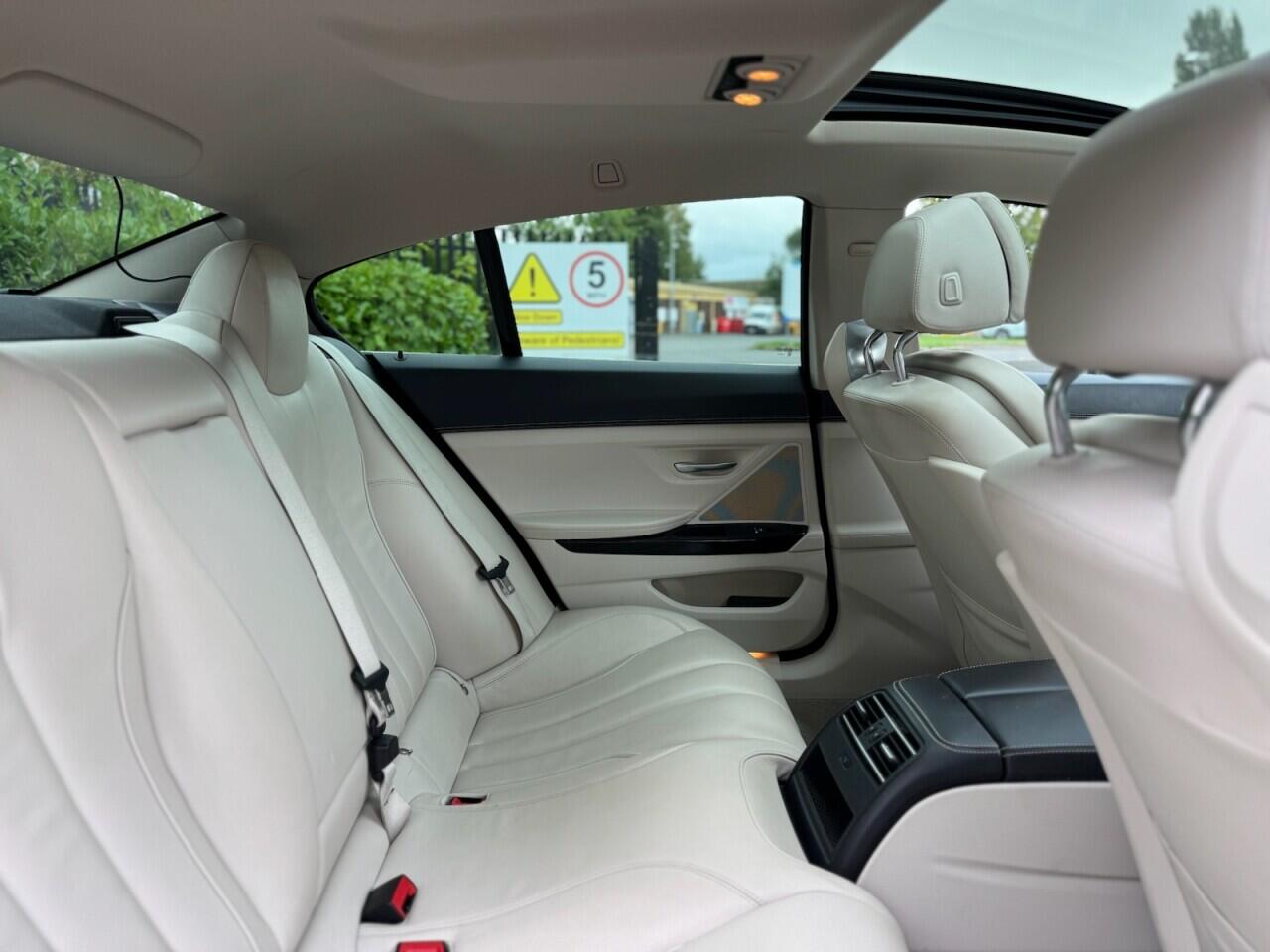 BMW 6 Series view 30