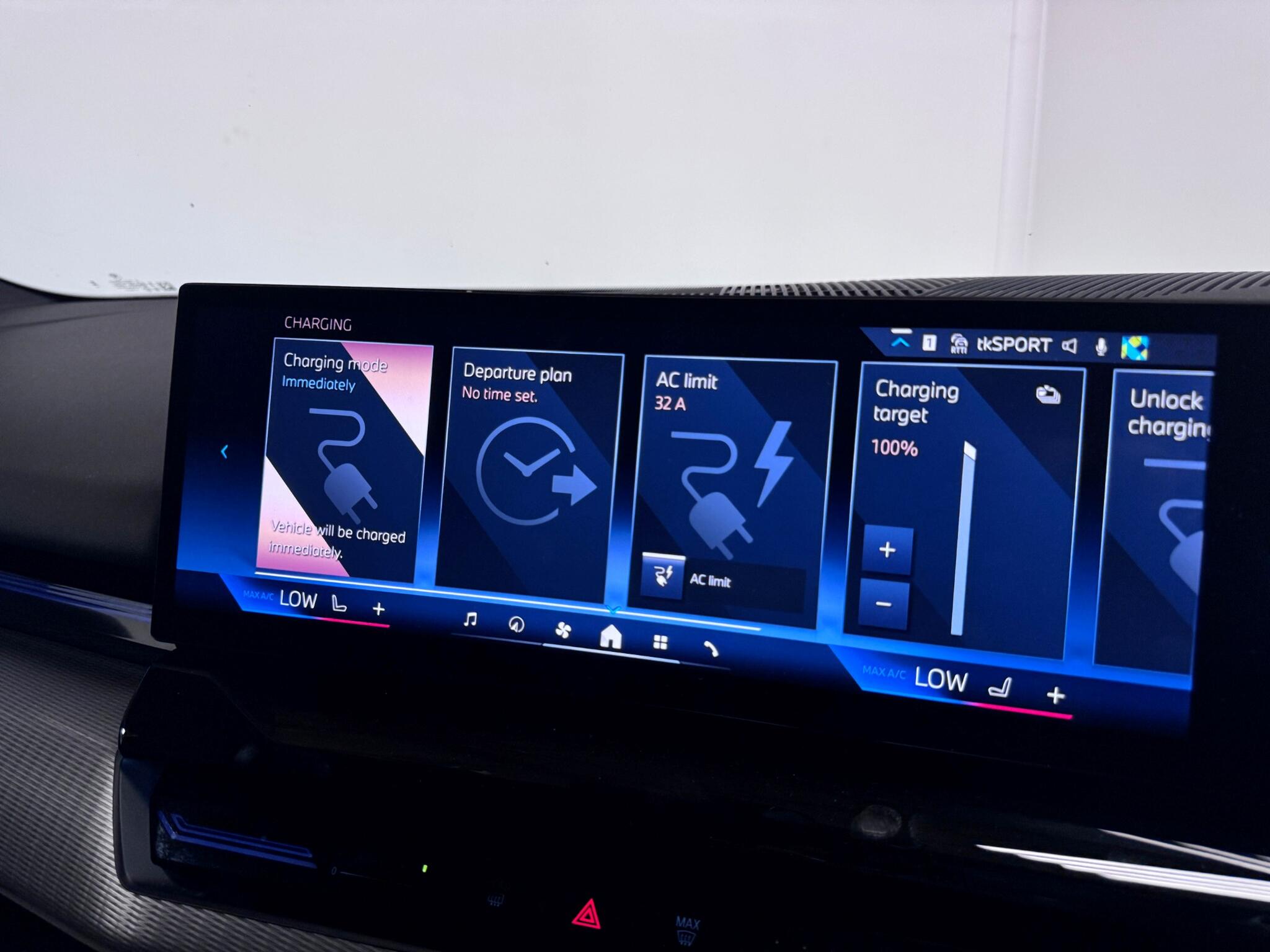 BMW 5 Series view 51