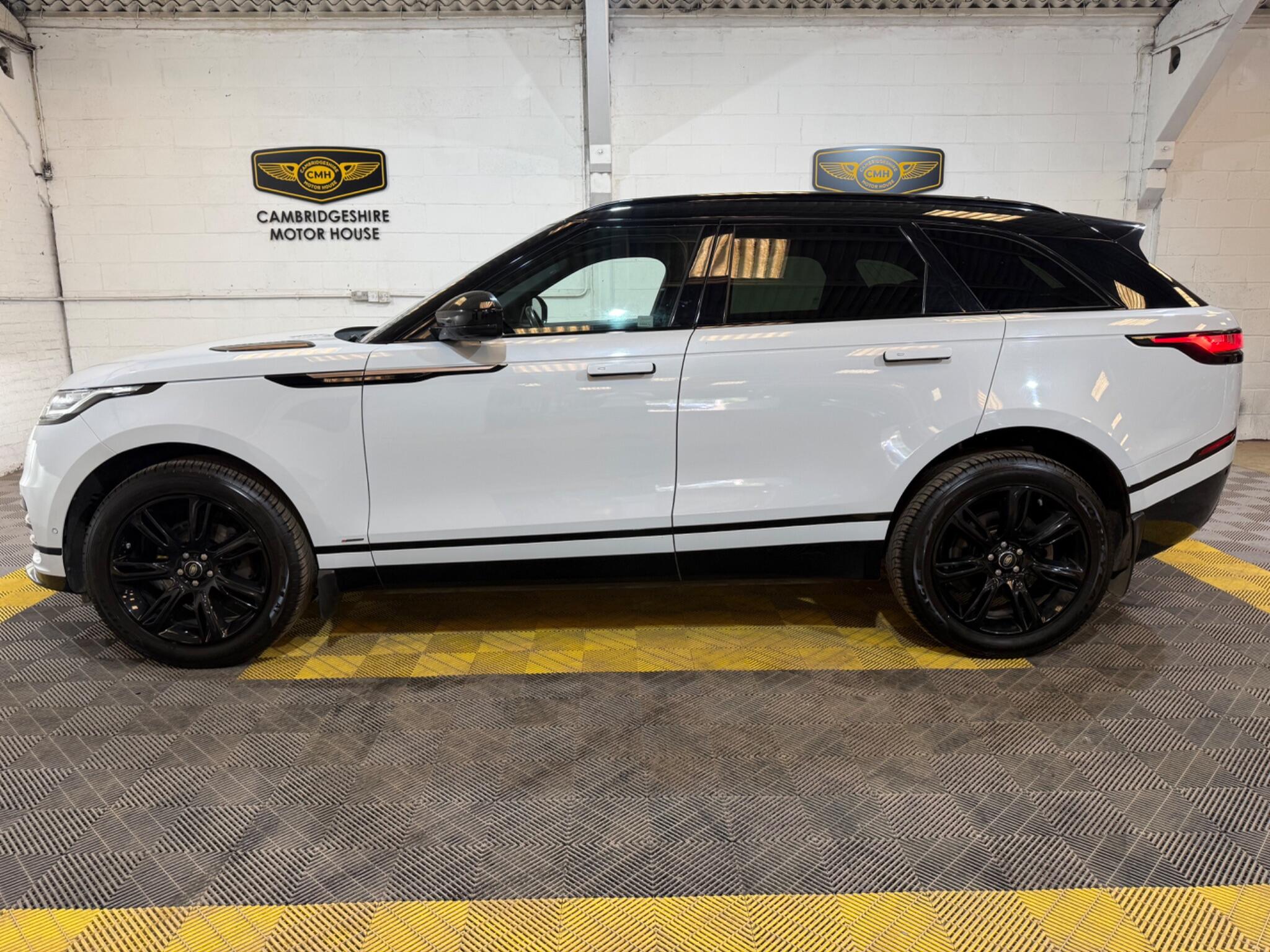 Land Rover Range Rover Velar view 33