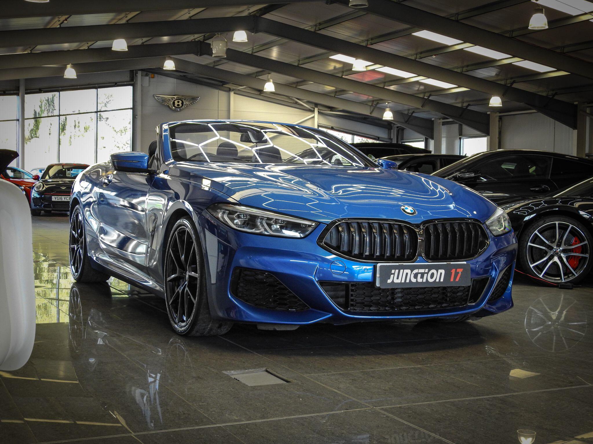 BMW 8 Series view 6