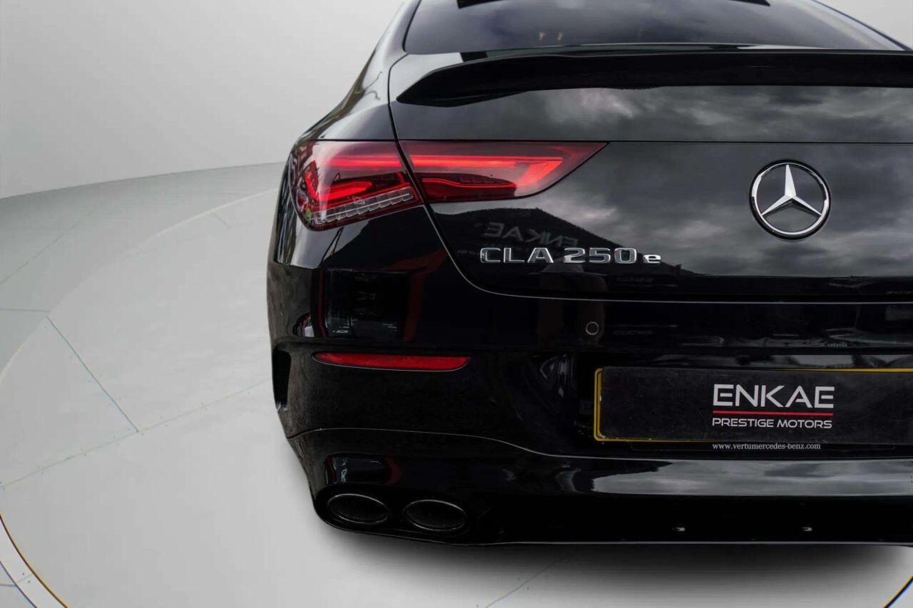 Mercedes-Benz Cla view 12