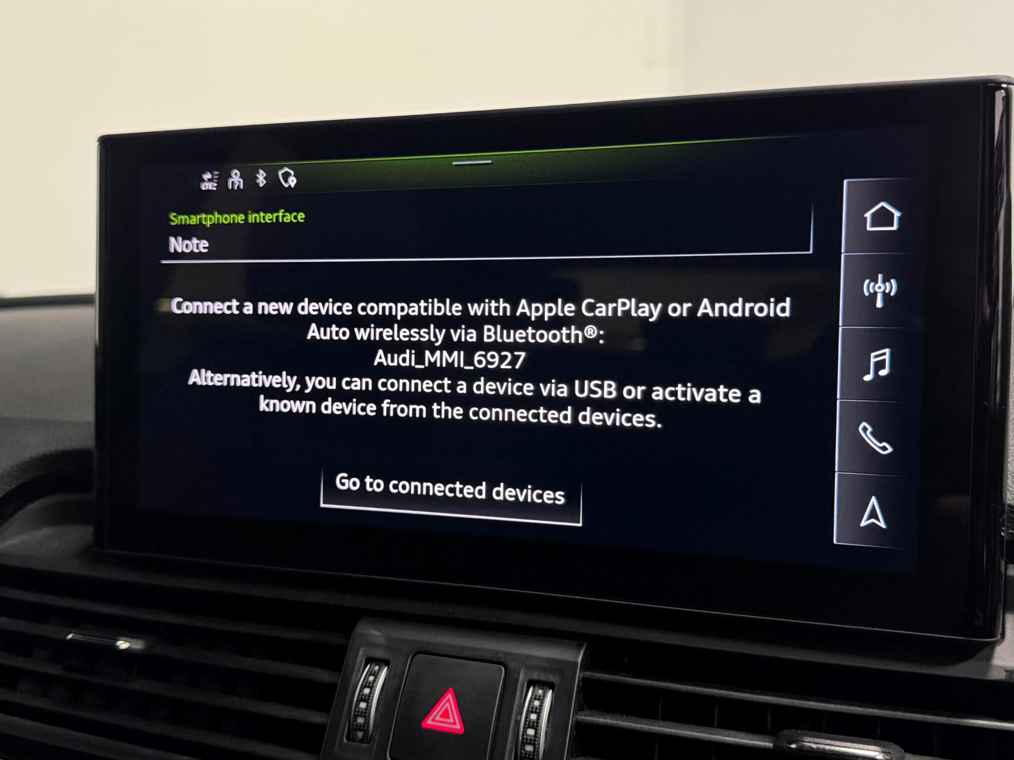 Audi Q5 view 8