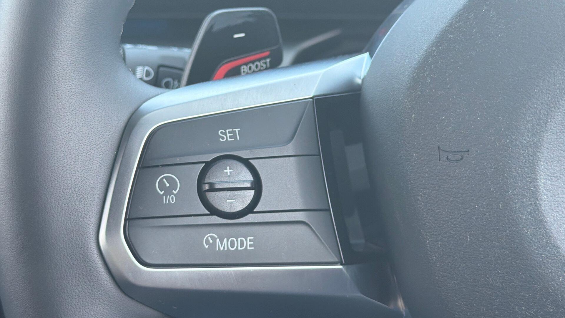 BMW 2 Series view 17