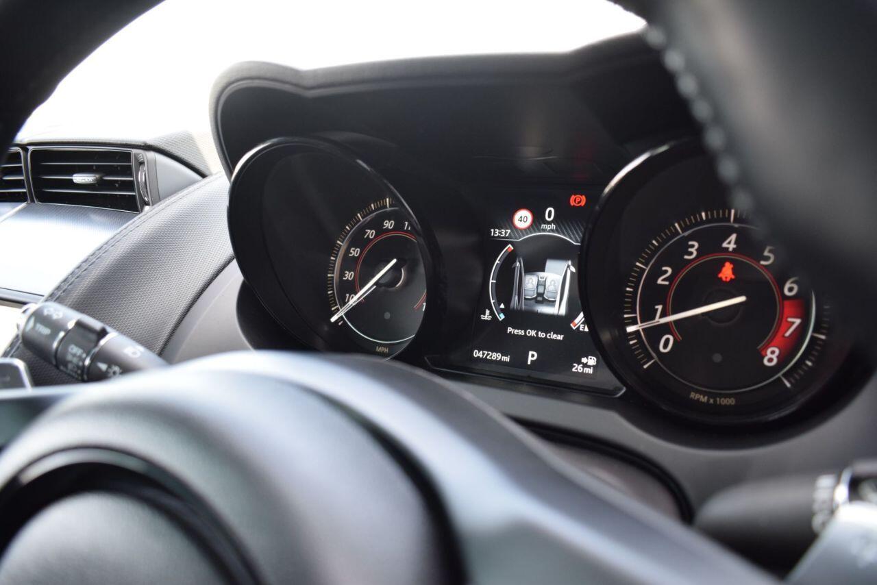 Jaguar F-Type view 14