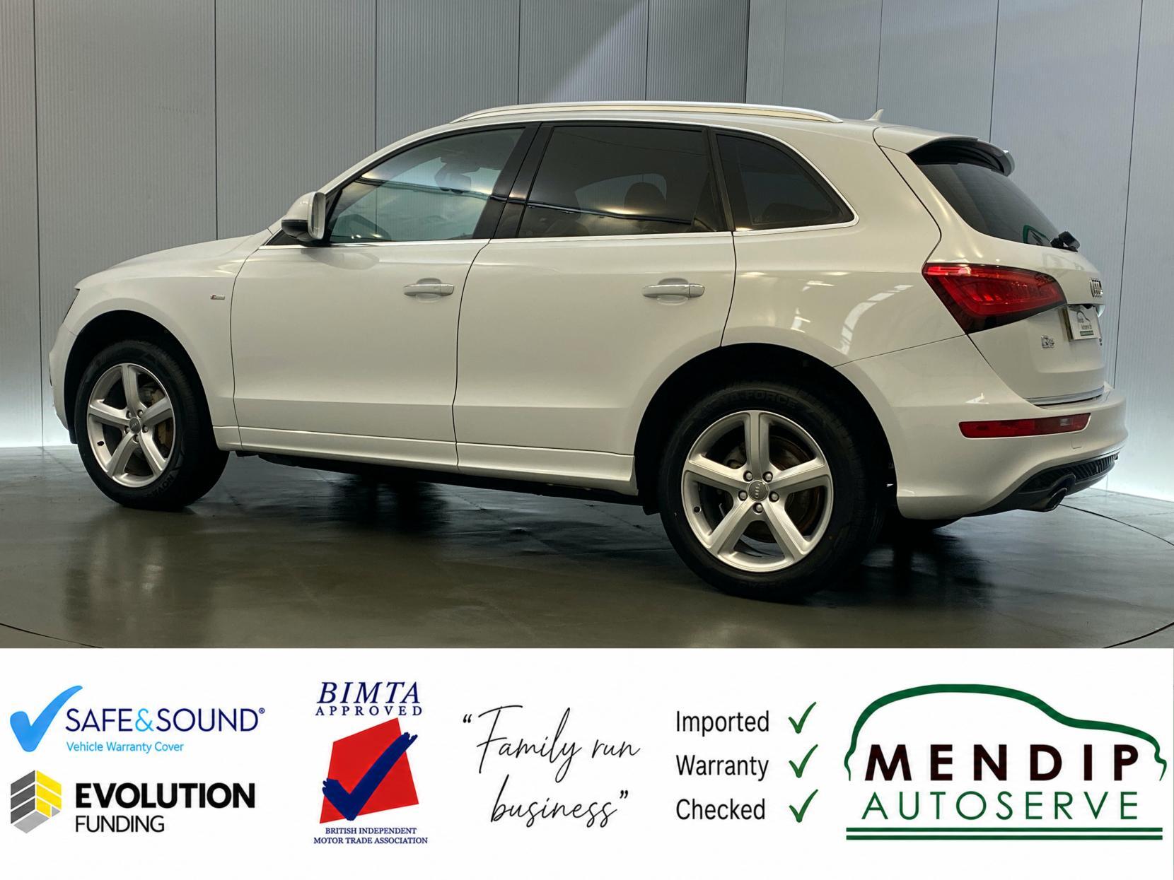 Audi Q5 view 6