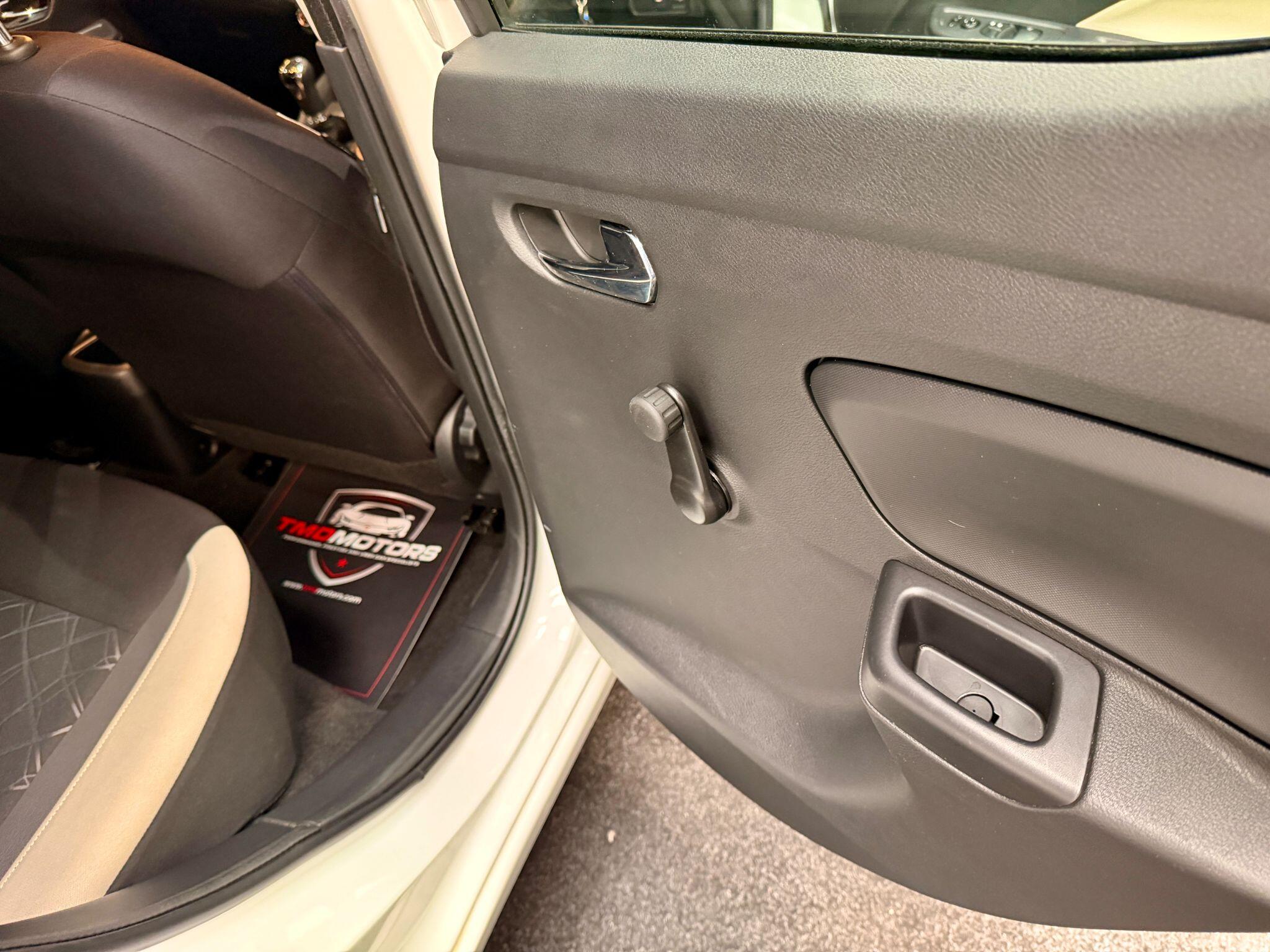 Nissan Micra view 19