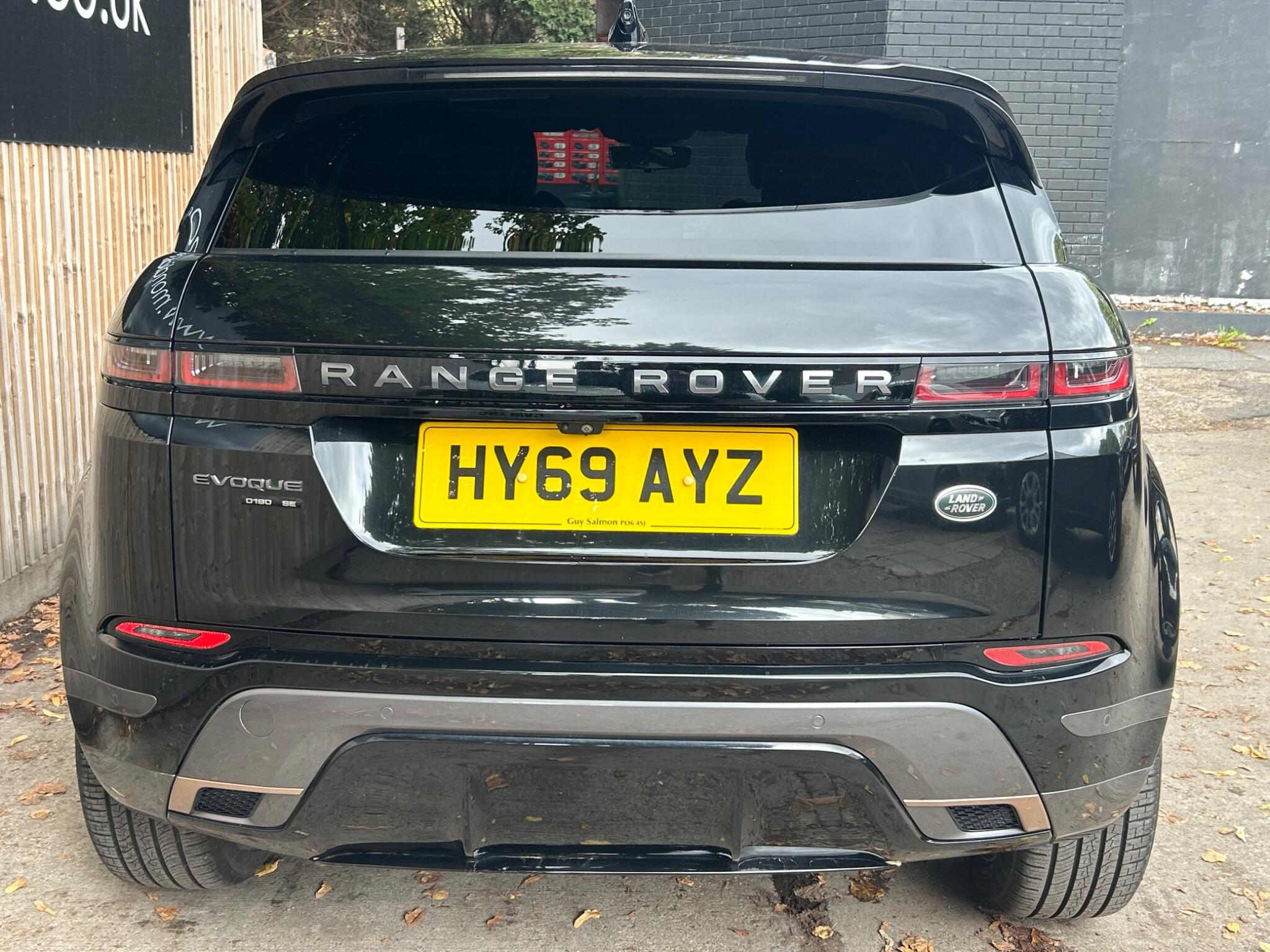 Land Rover Range Rover Evoque view 18
