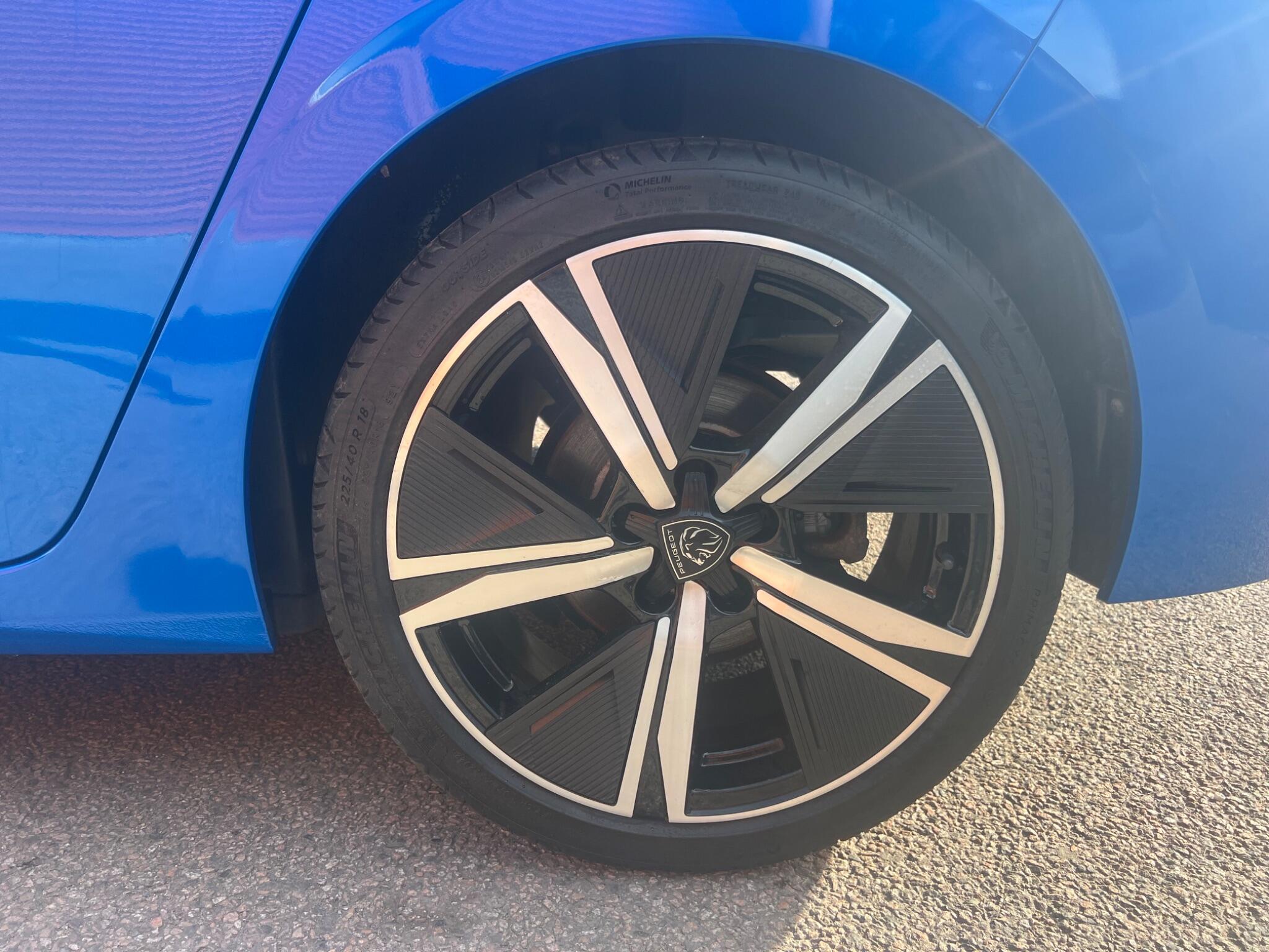 Peugeot 308 view 10