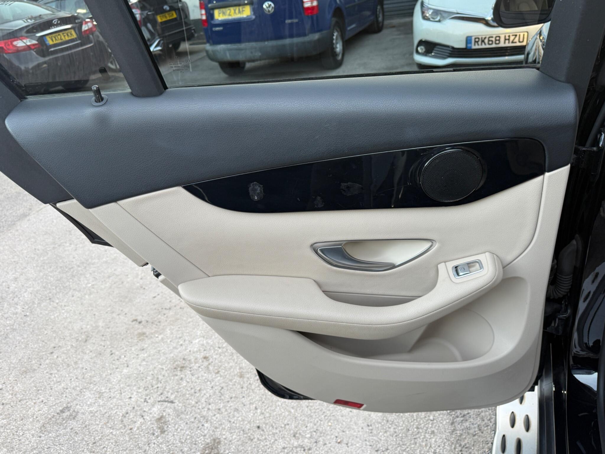 Mercedes-Benz GLC - Image 53