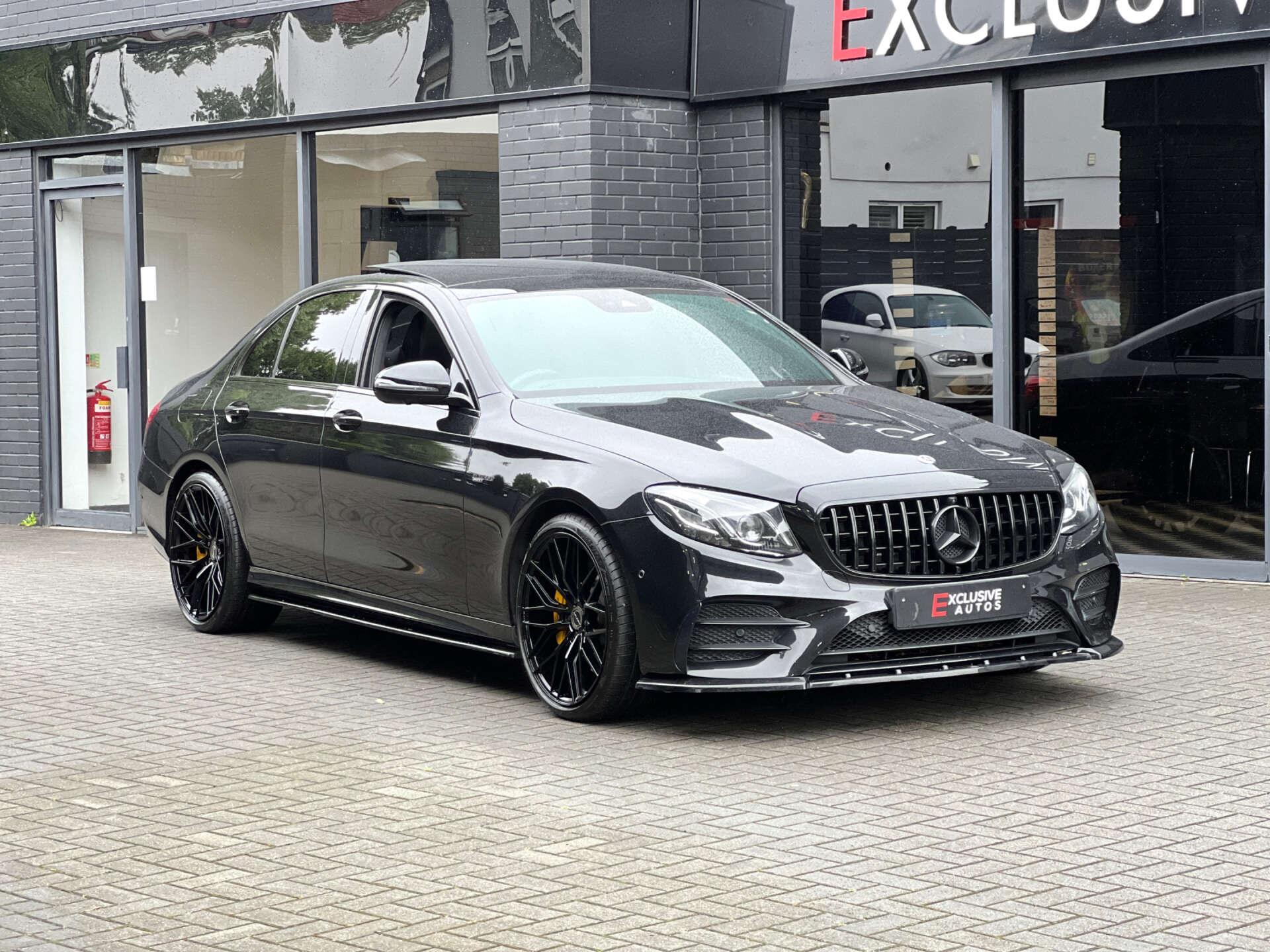 Mercedes-Benz E Class view 30