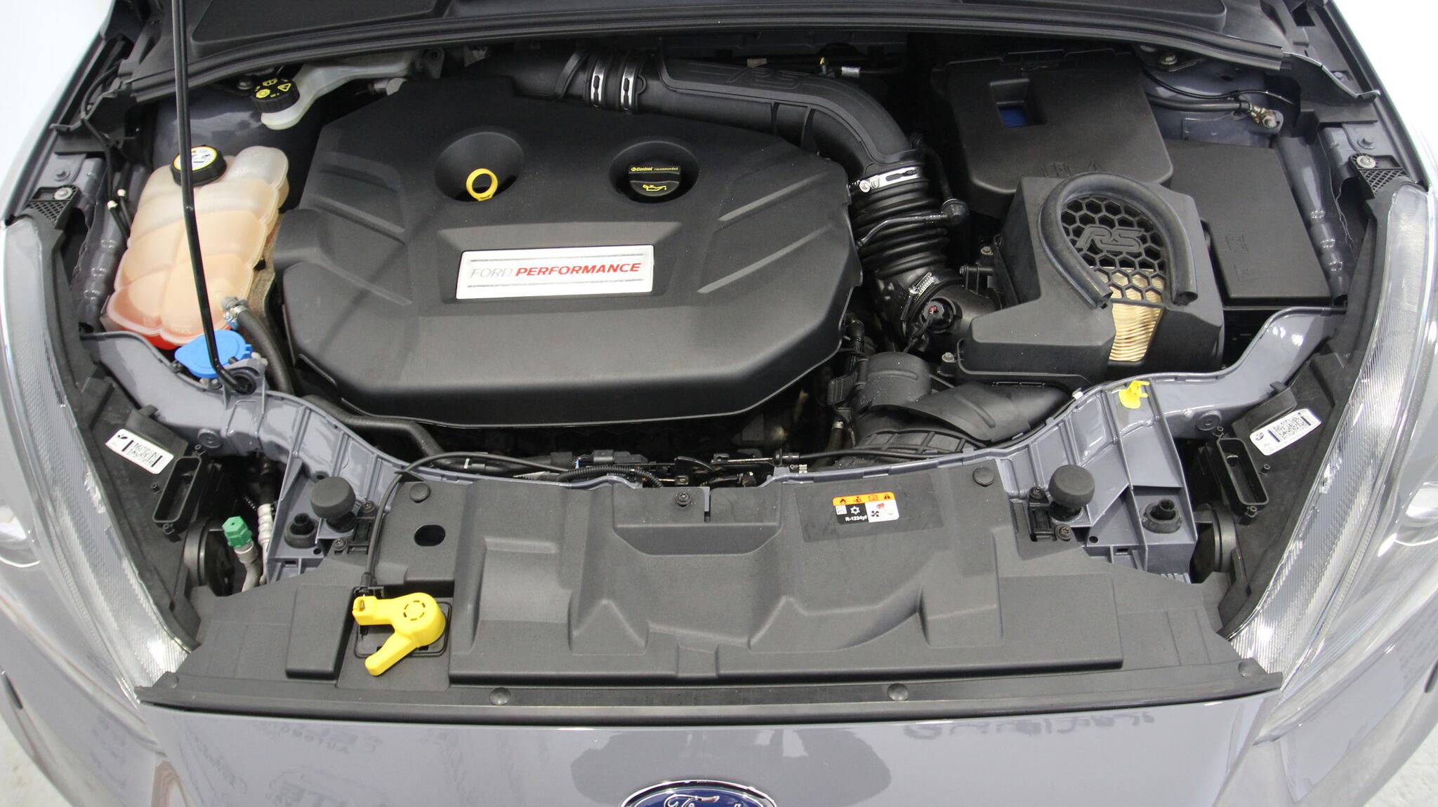Ford Focus view 22
