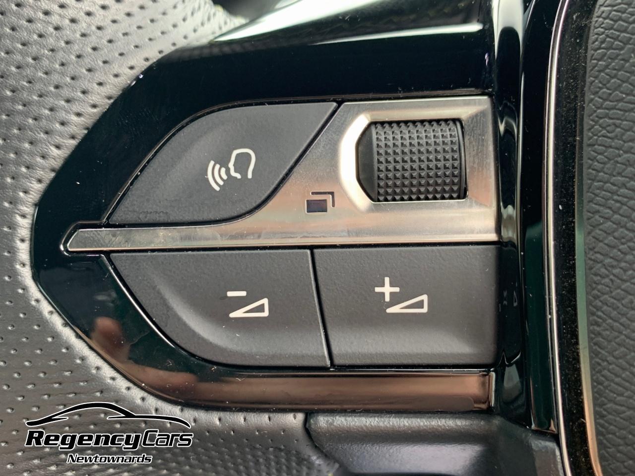 Peugeot 208 view 17