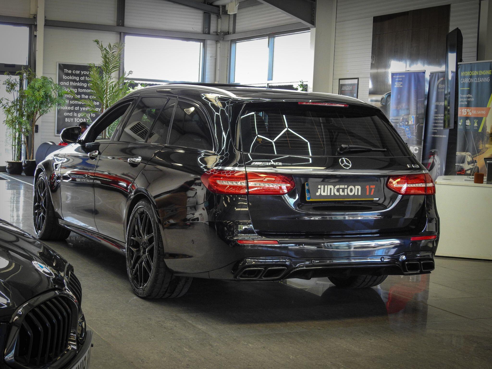 Mercedes-Benz E-Class view 15