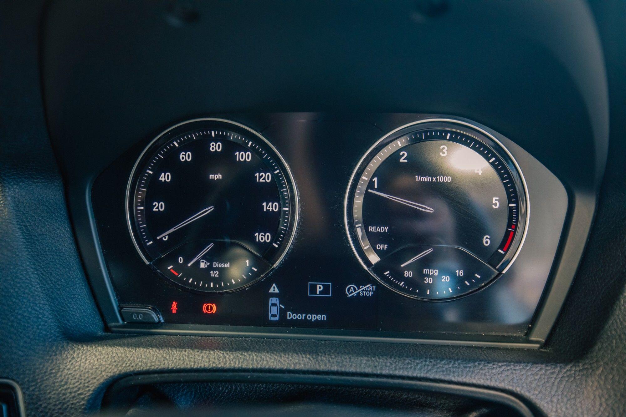 BMW 1 Series view 13