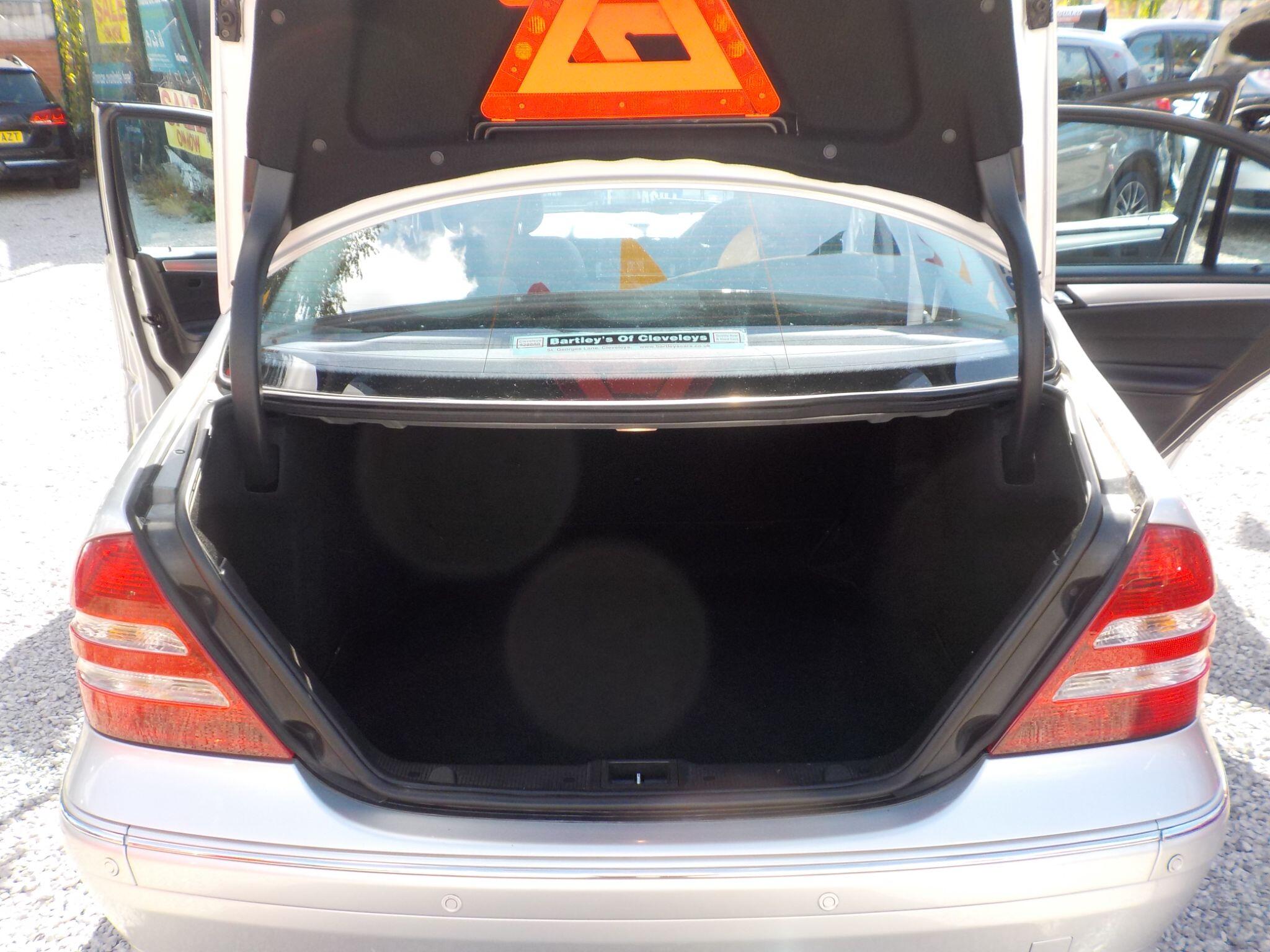 Mercedes-Benz C Class 1.8 C180 Kompressor Avantgarde SE 4dr