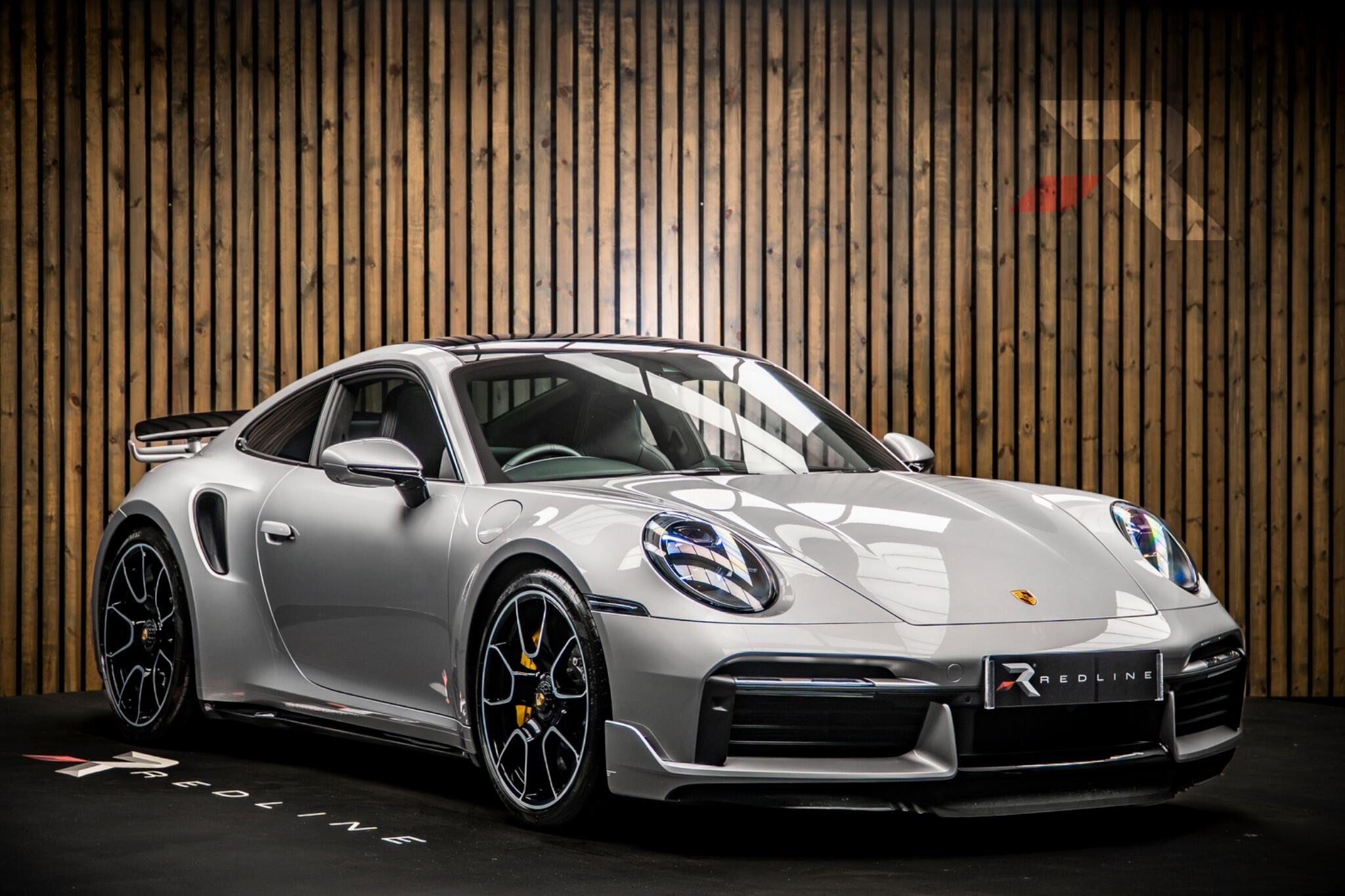 Porsche 911 main image
