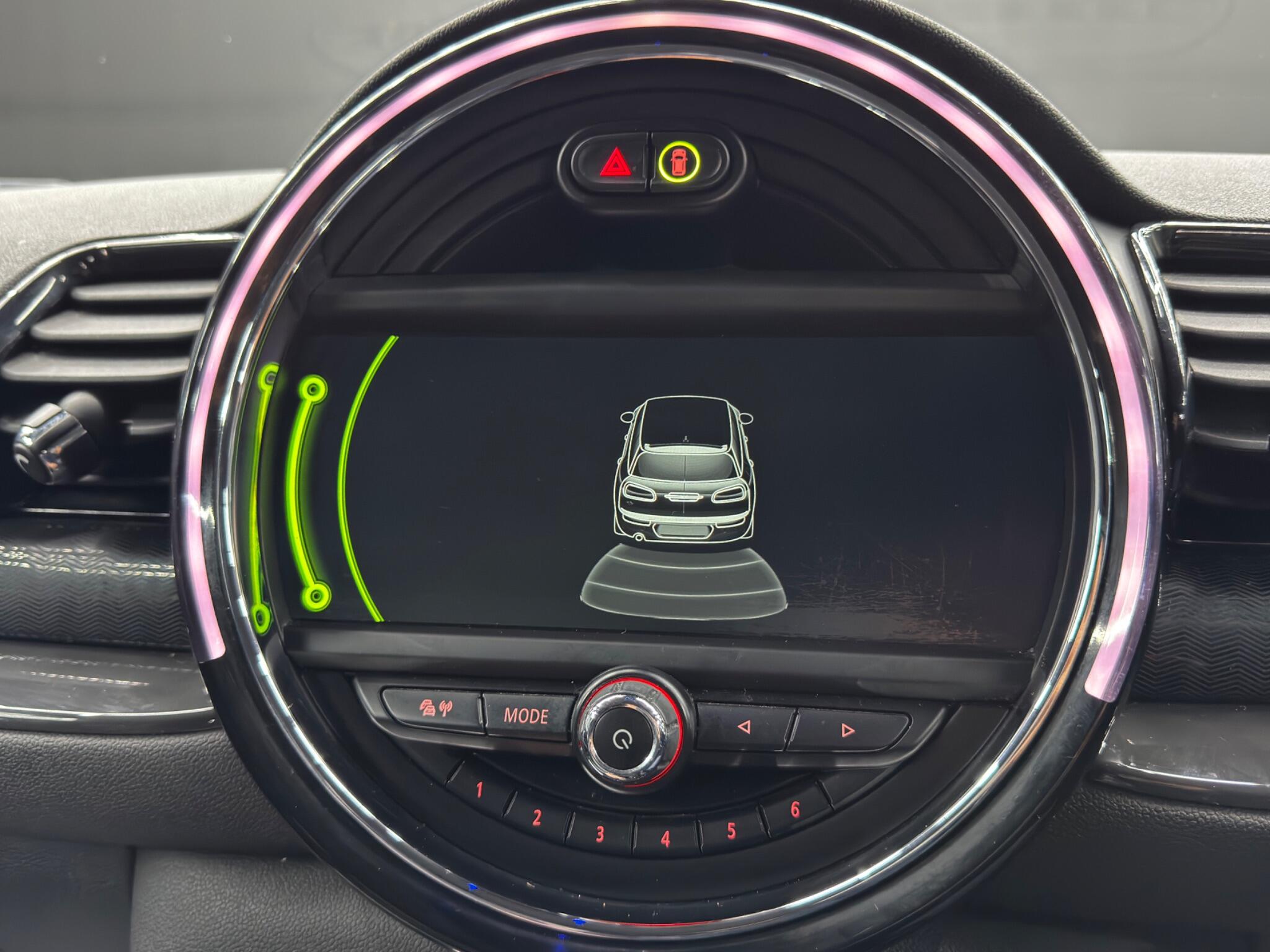 Mini Clubman view 37