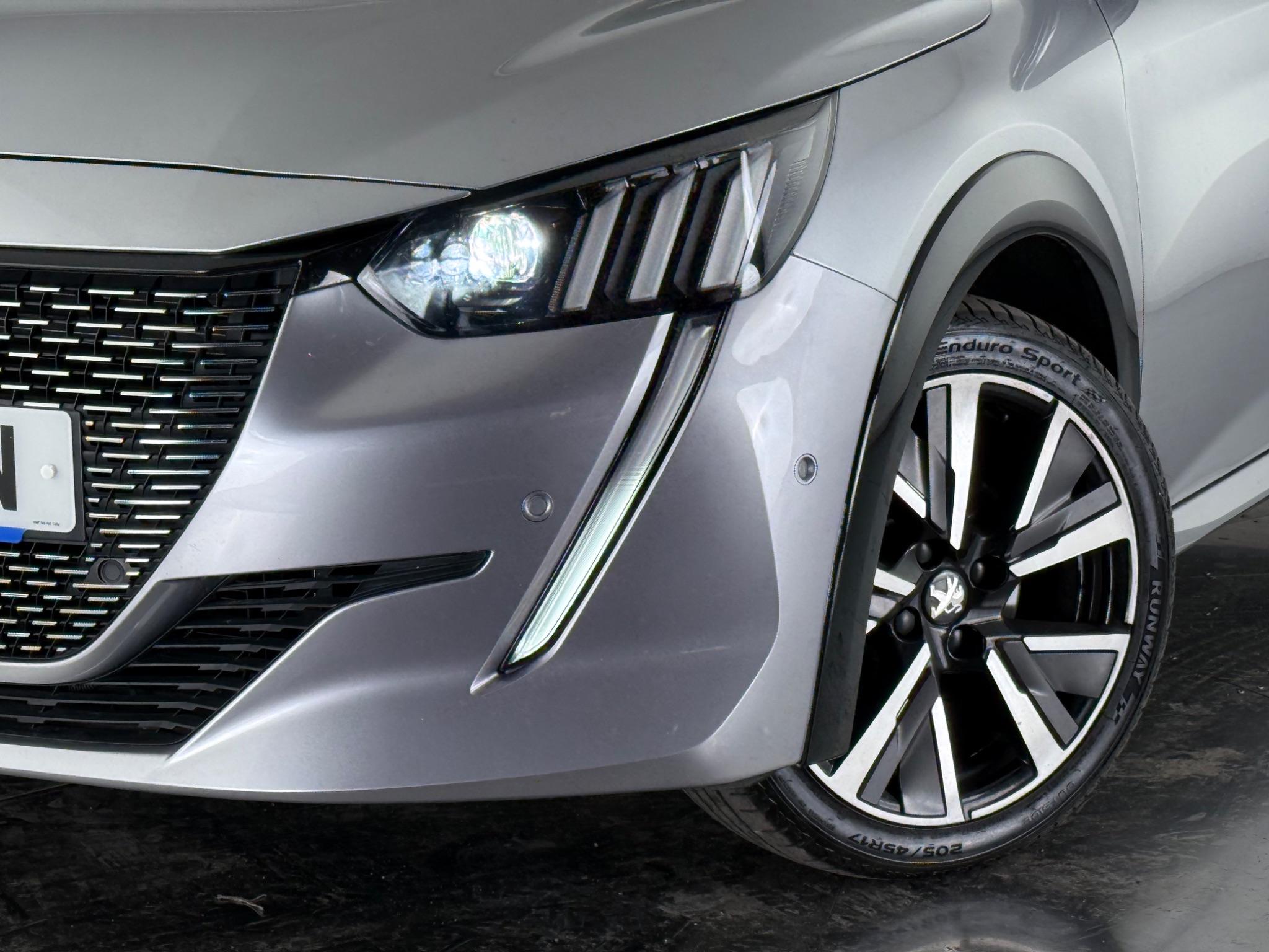 Peugeot 208 view 28
