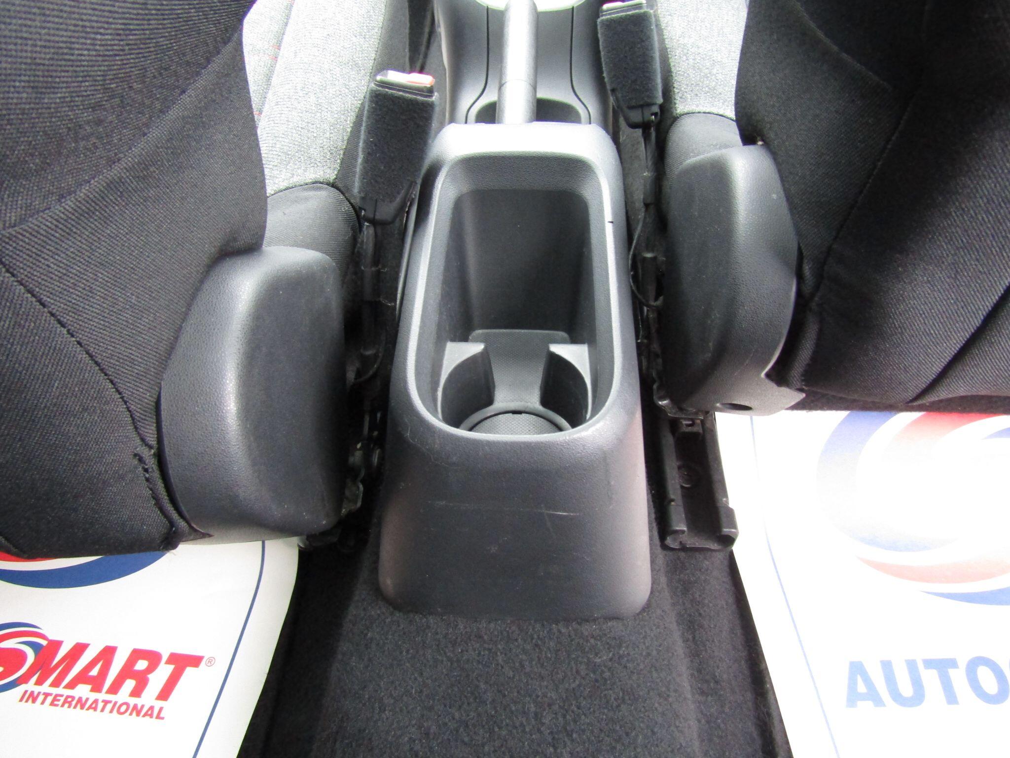 Citroen C3 view 15