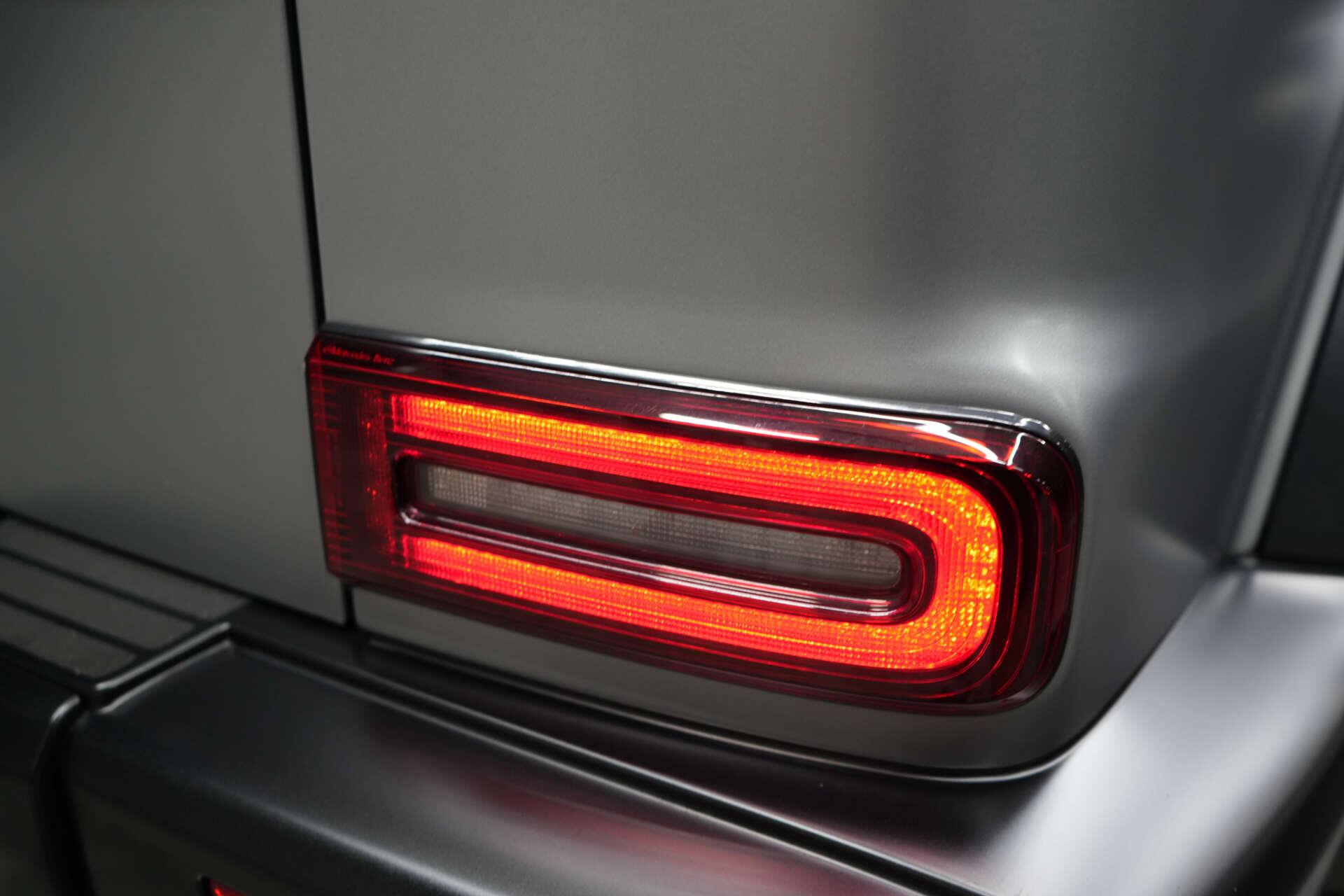 Mercedes-Benz G-Class view 60