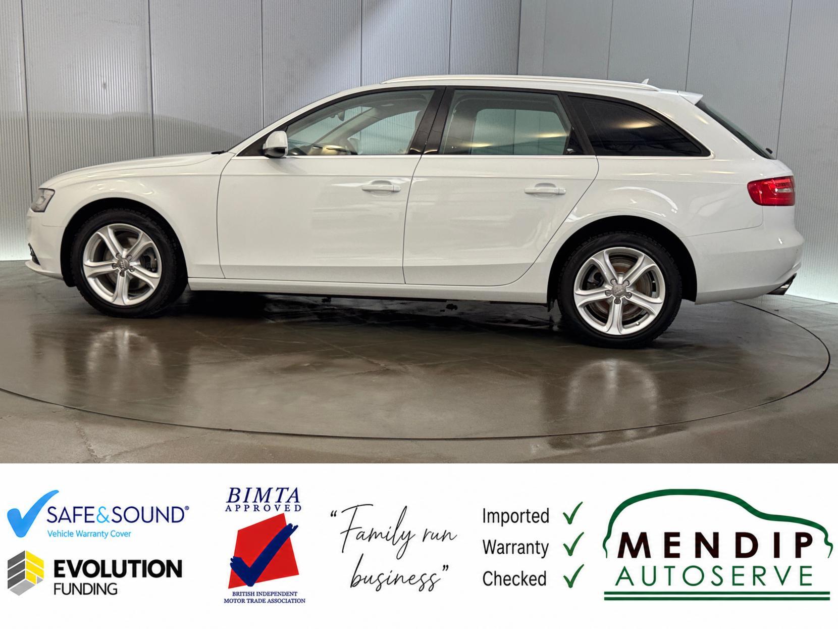 Audi A4 Avant view 12