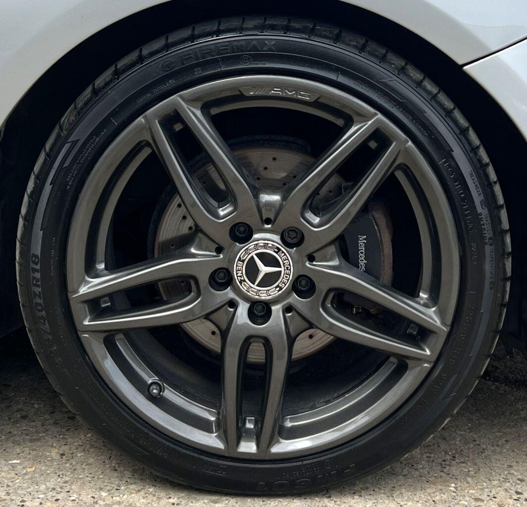 Mercedes-Benz B Class view 11