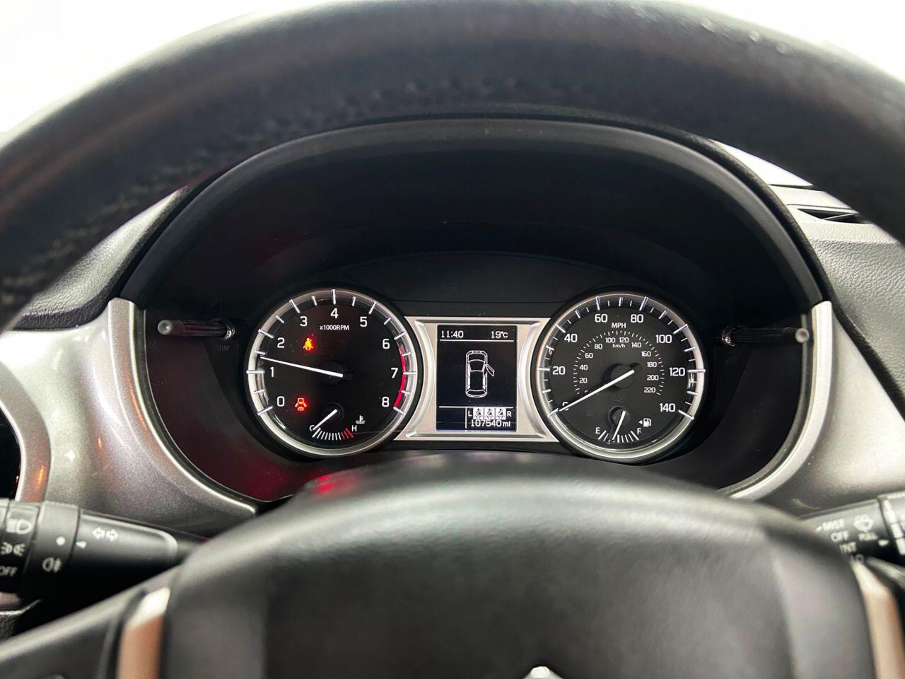 Suzuki Vitara view 18