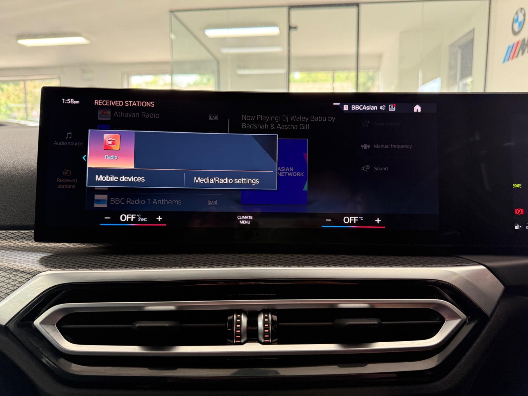 BMW 3 Series view 21