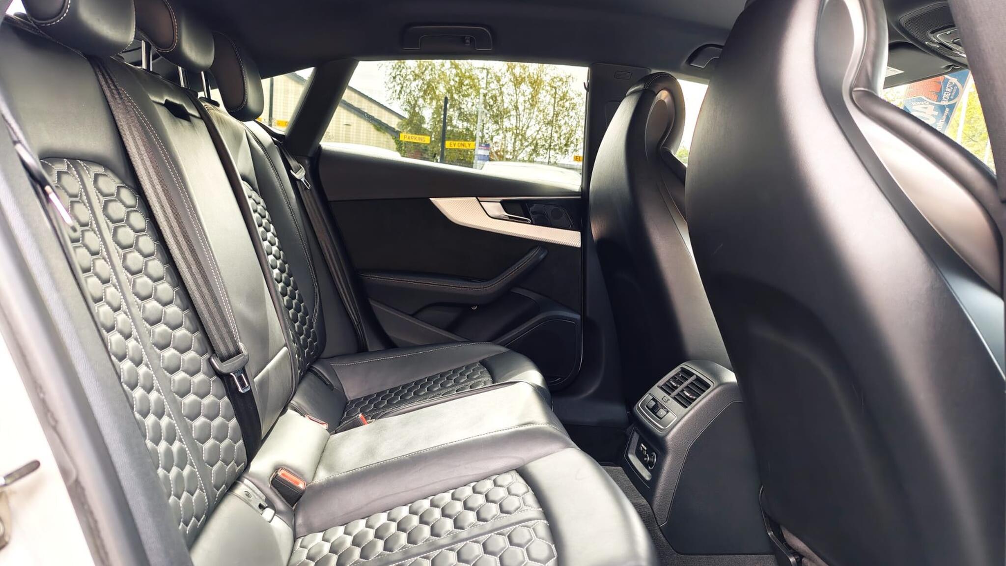 Audi RS5 view 38