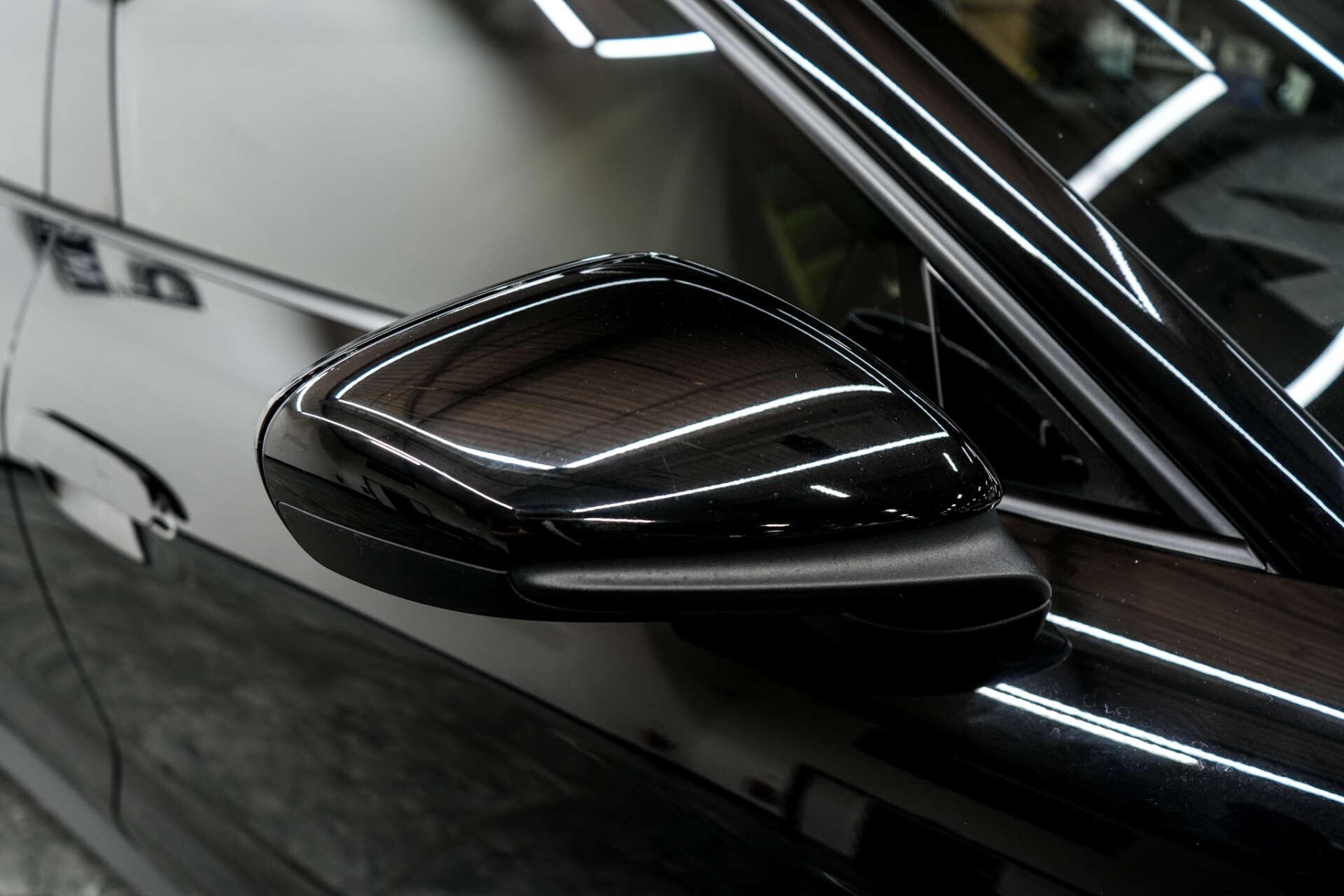 Porsche Taycan view 8