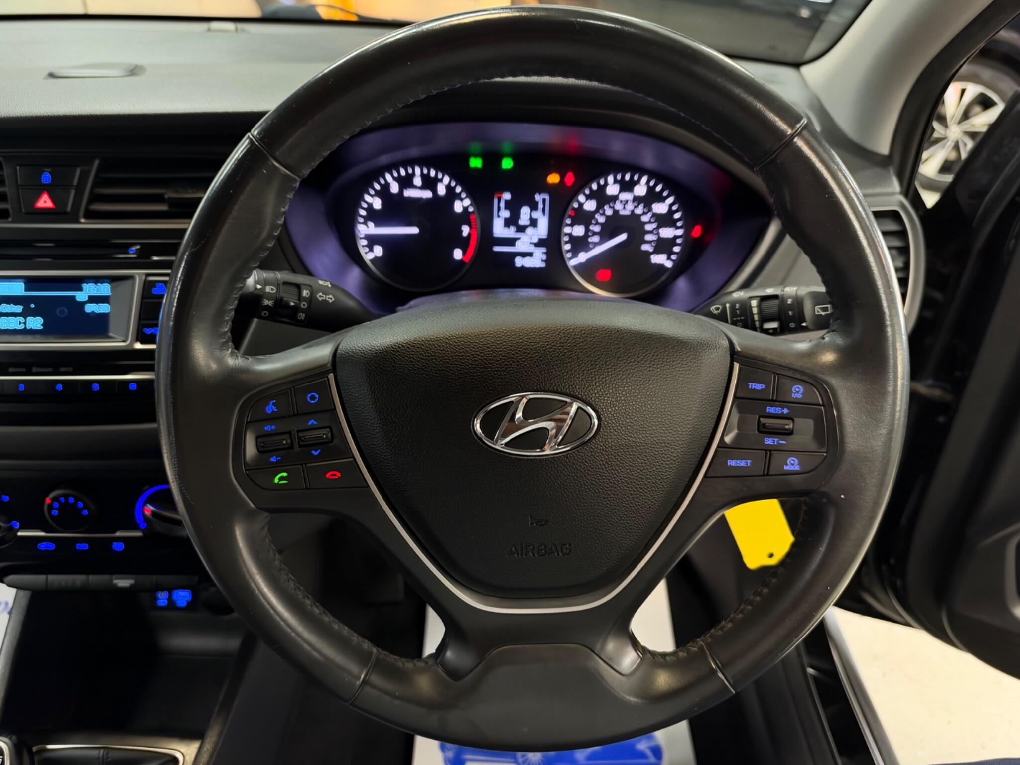 Hyundai I20 view 32