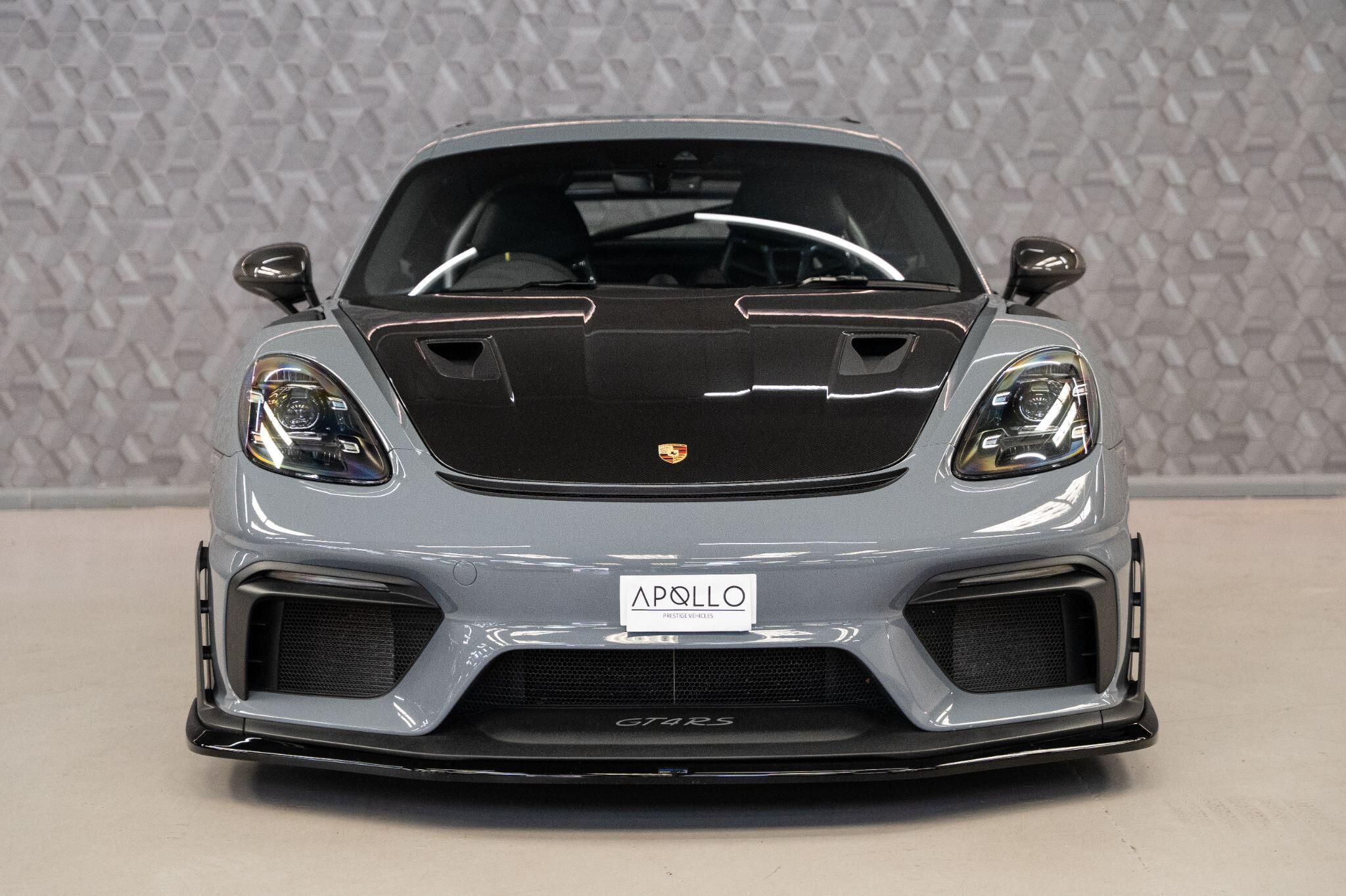 Porsche Cayman view 6