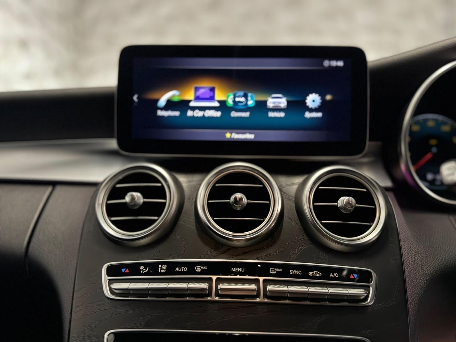 Mercedes-Benz C Class view 44