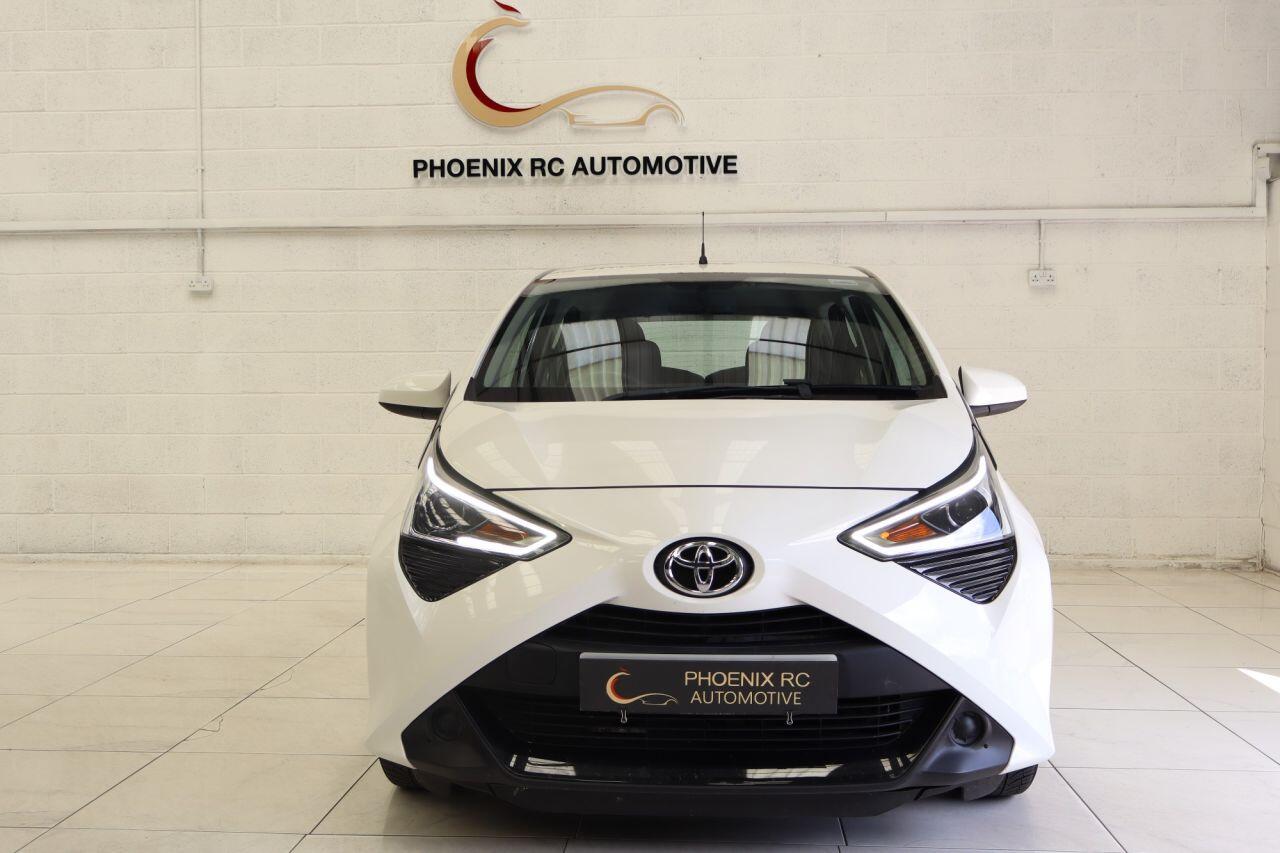 Toyota Aygo view 3