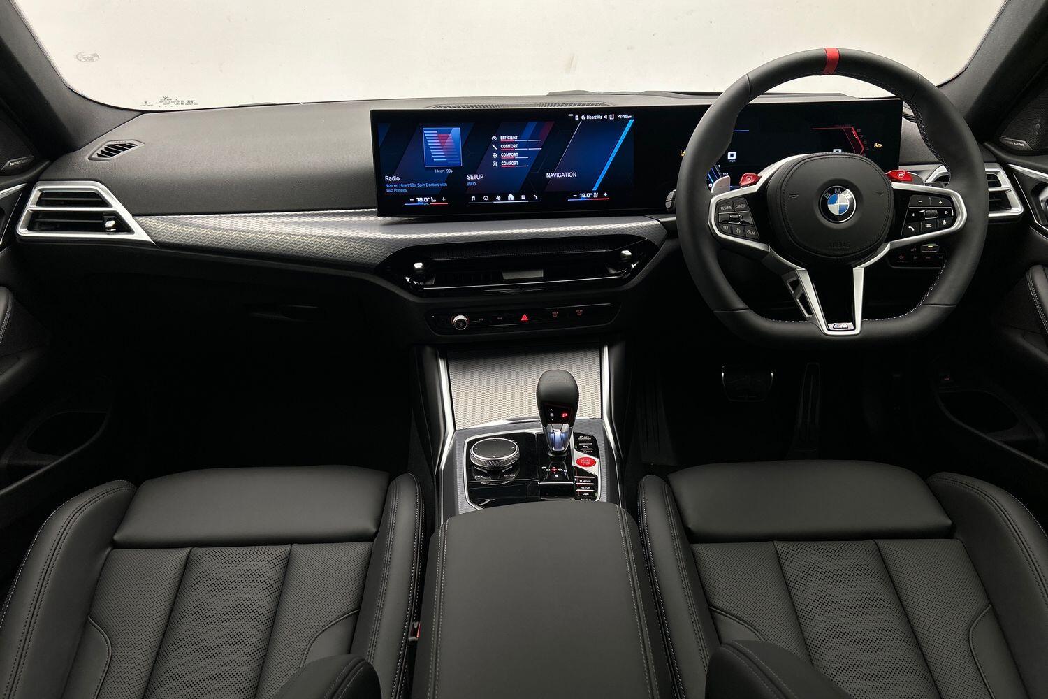 BMW M4 view 4