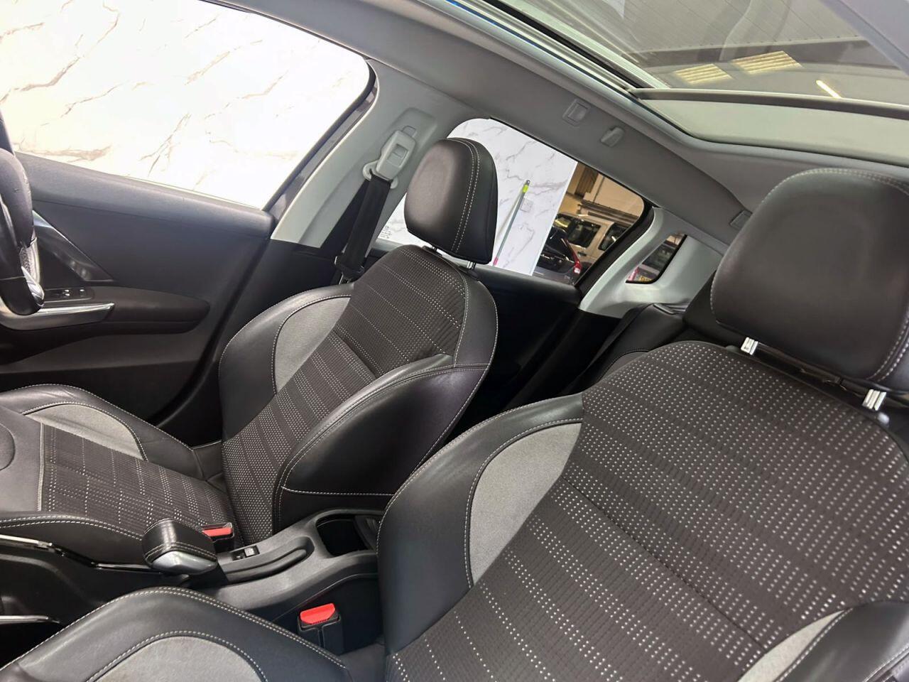 Peugeot 2008 view 13