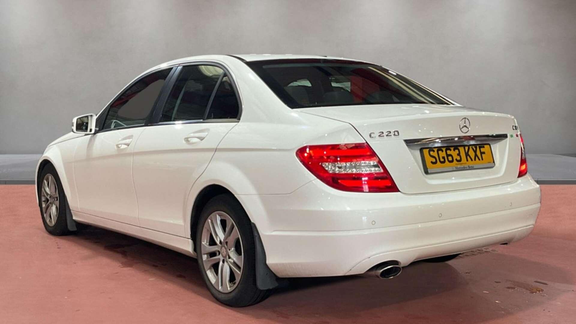 Mercedes-Benz C-Class view 8