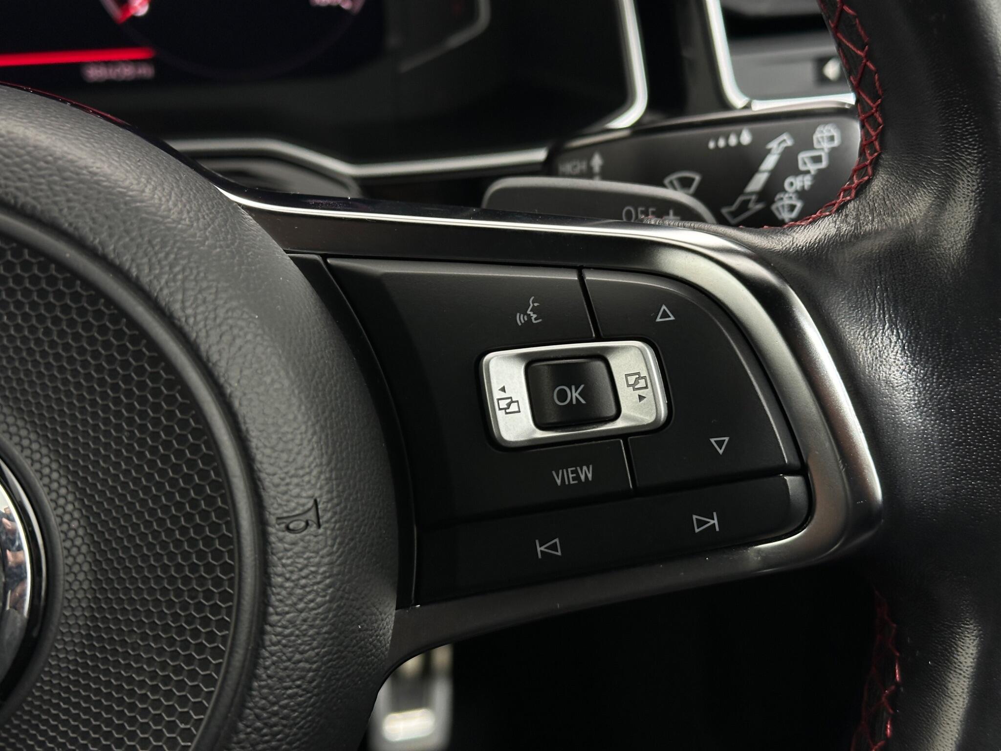 Volkswagen Polo view 16