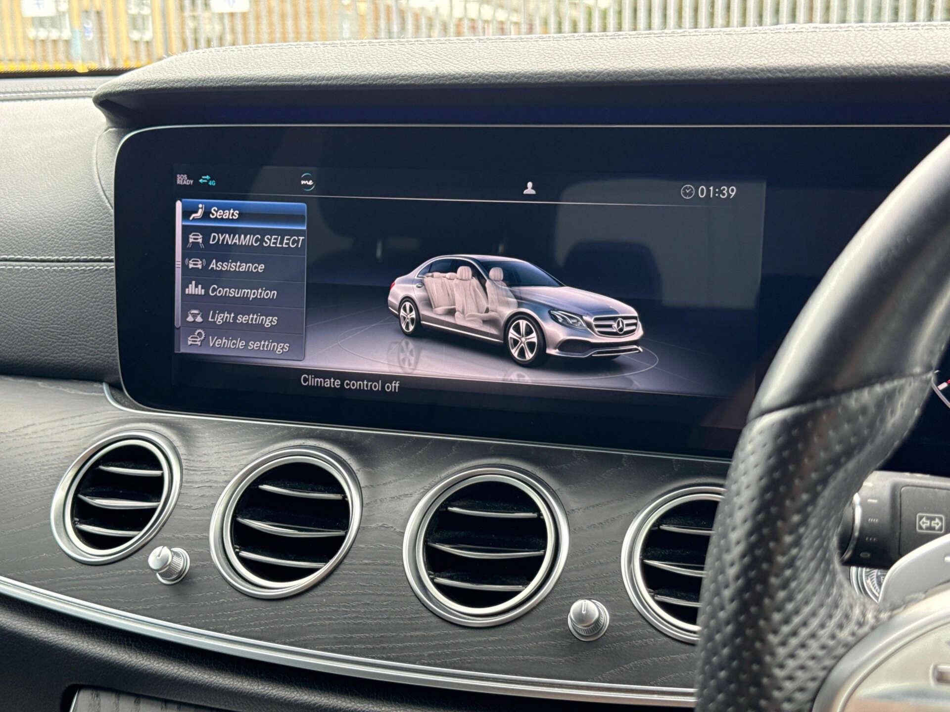 Mercedes-Benz E Class view 78