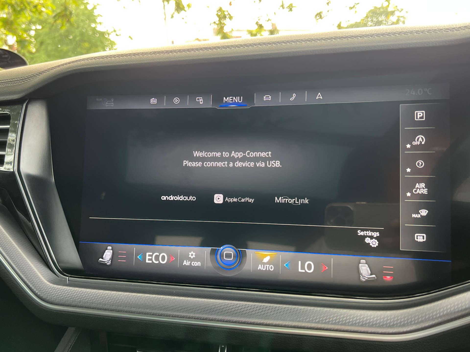 Volkswagen Touareg view 51