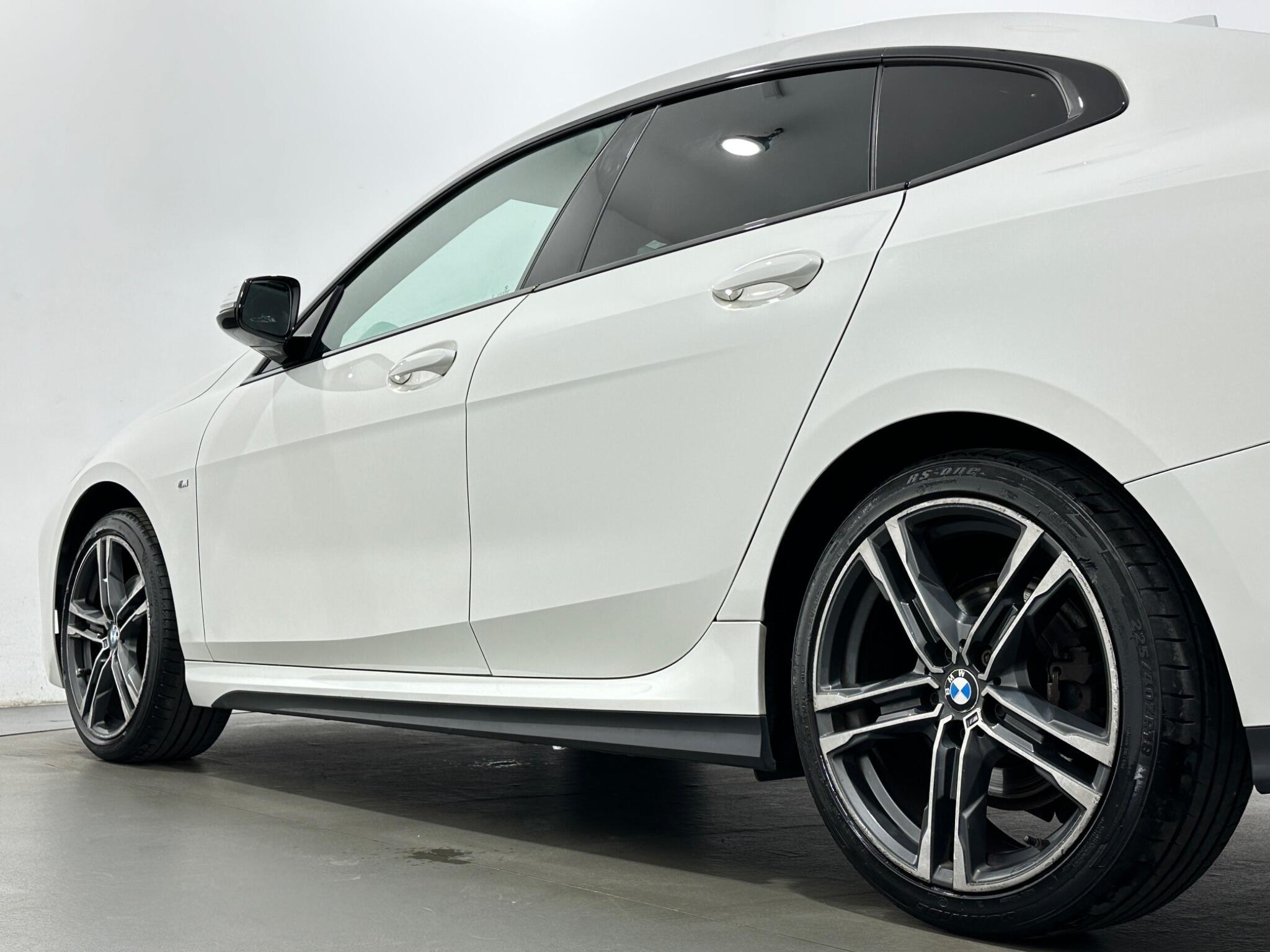 BMW 2 Series view 50