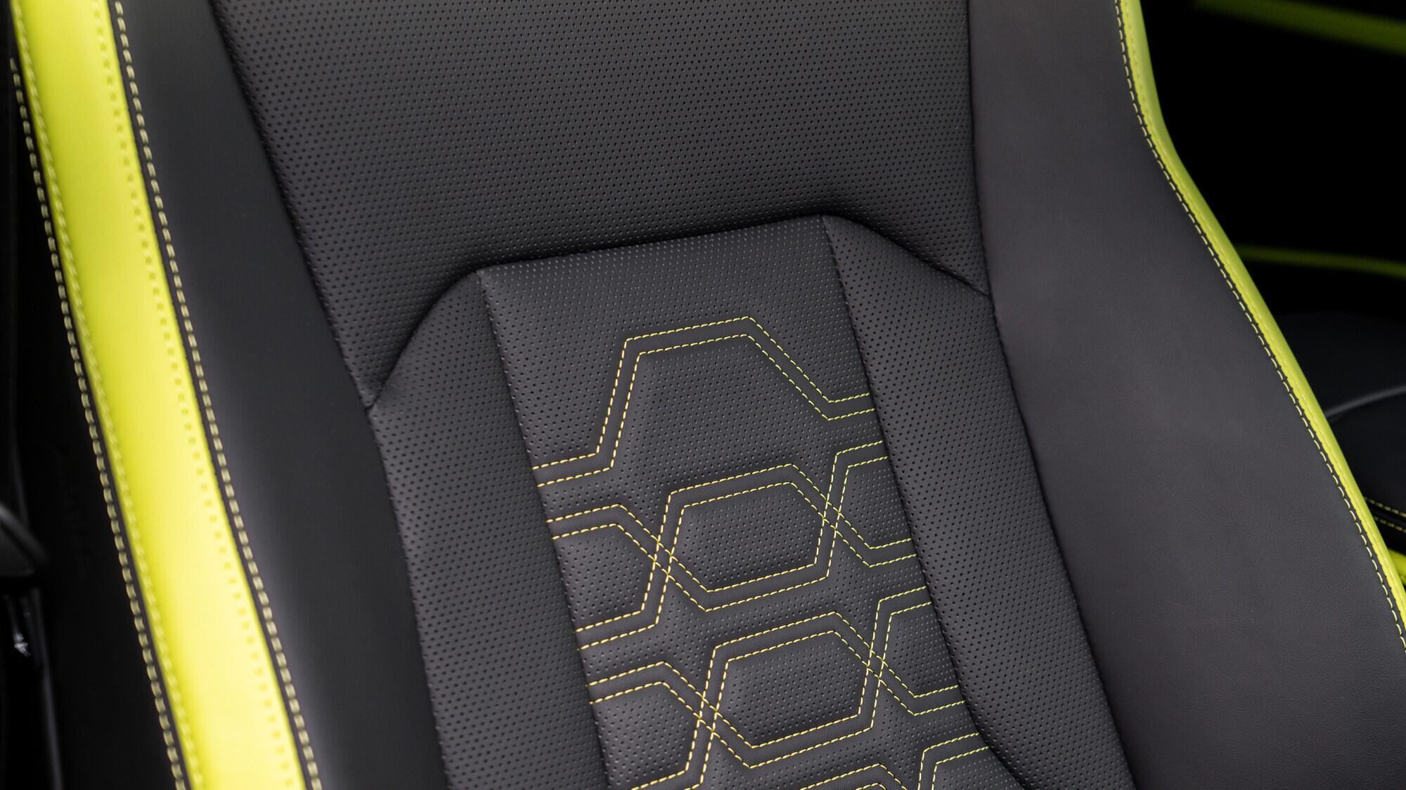 Lamborghini Urus view 39